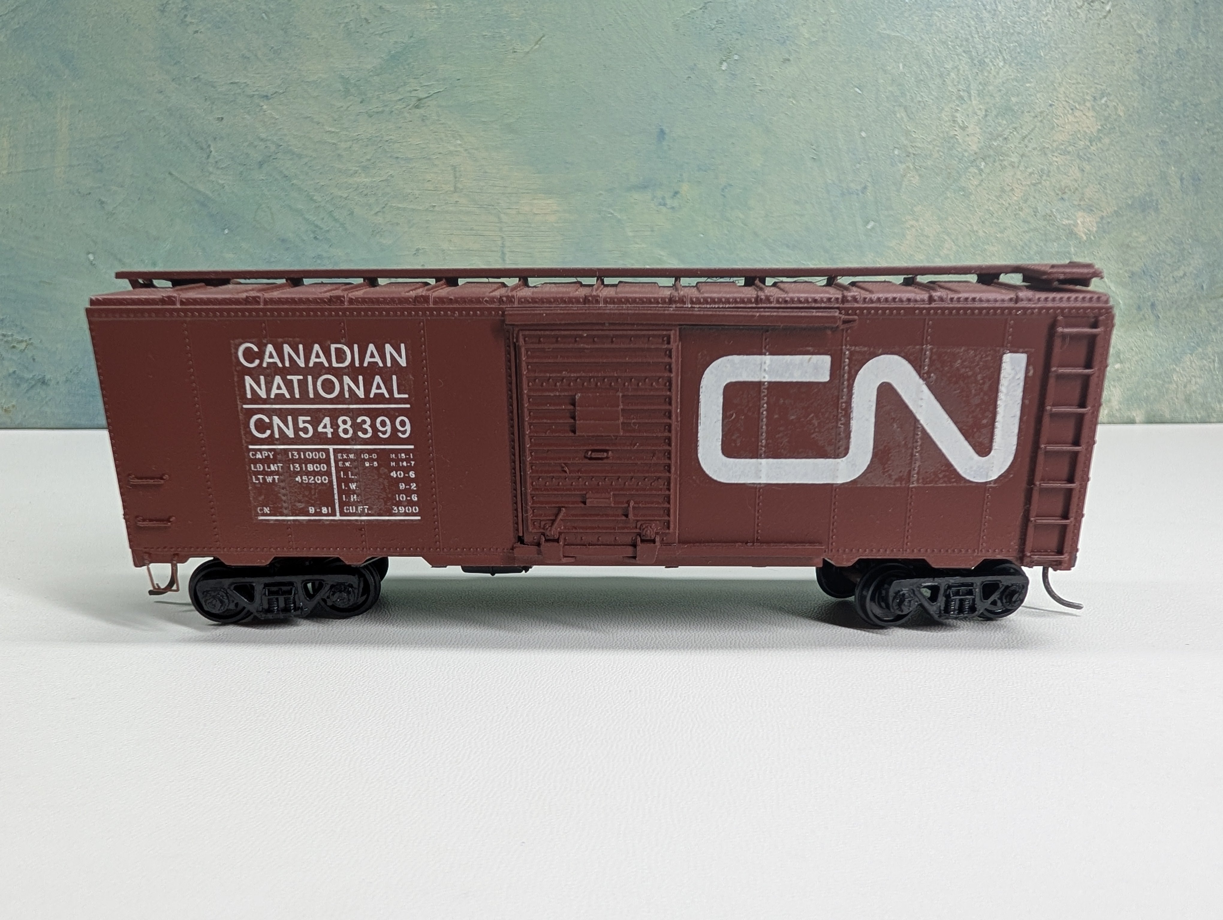USED Athearn HO Scale 40' Box Car Canadian National CN #548399 Rough Decals