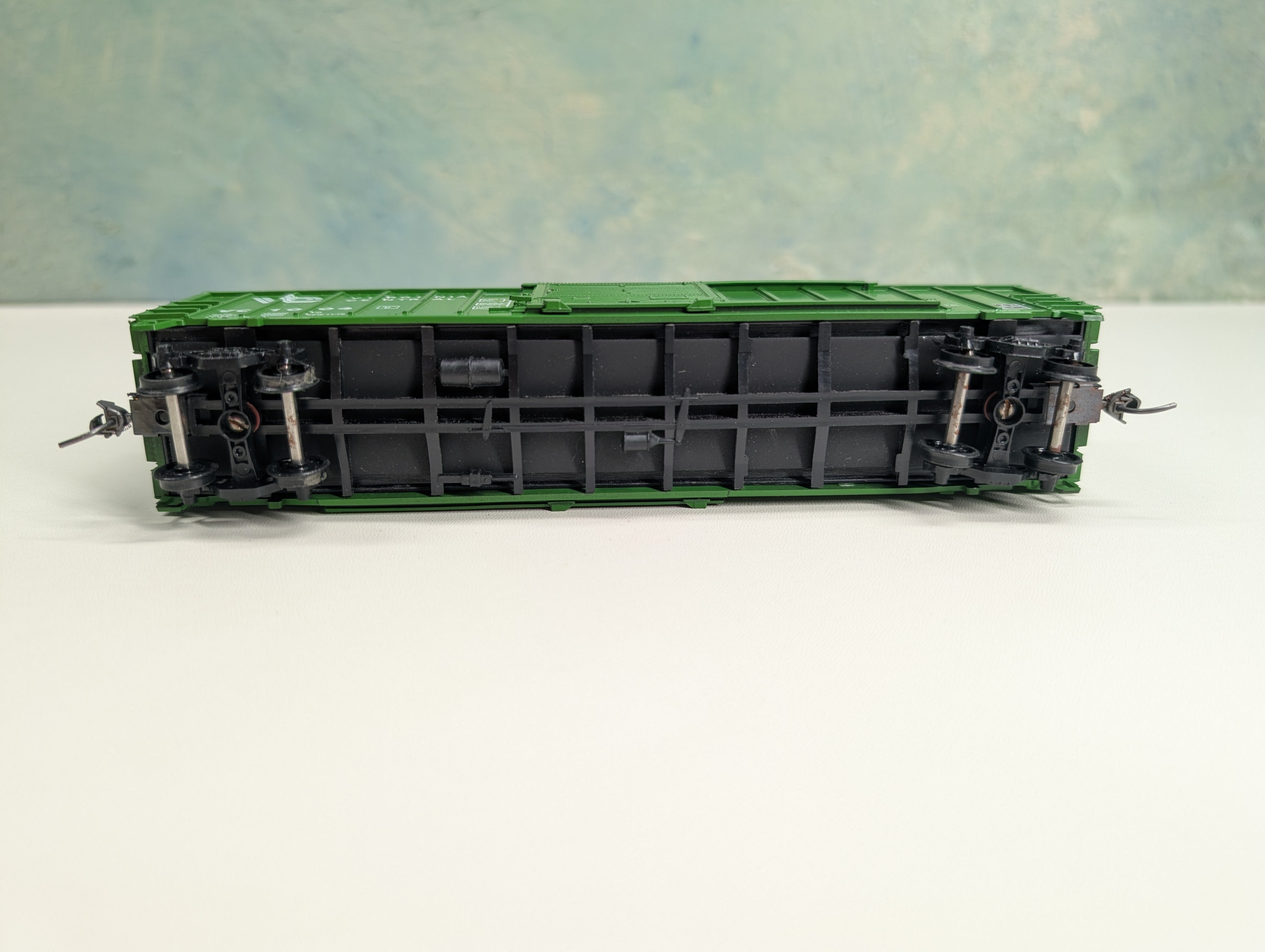 USED Athearn HO Scale 50' Railbox Type Box Car Virginia Central VC #1004 Bev-Bel