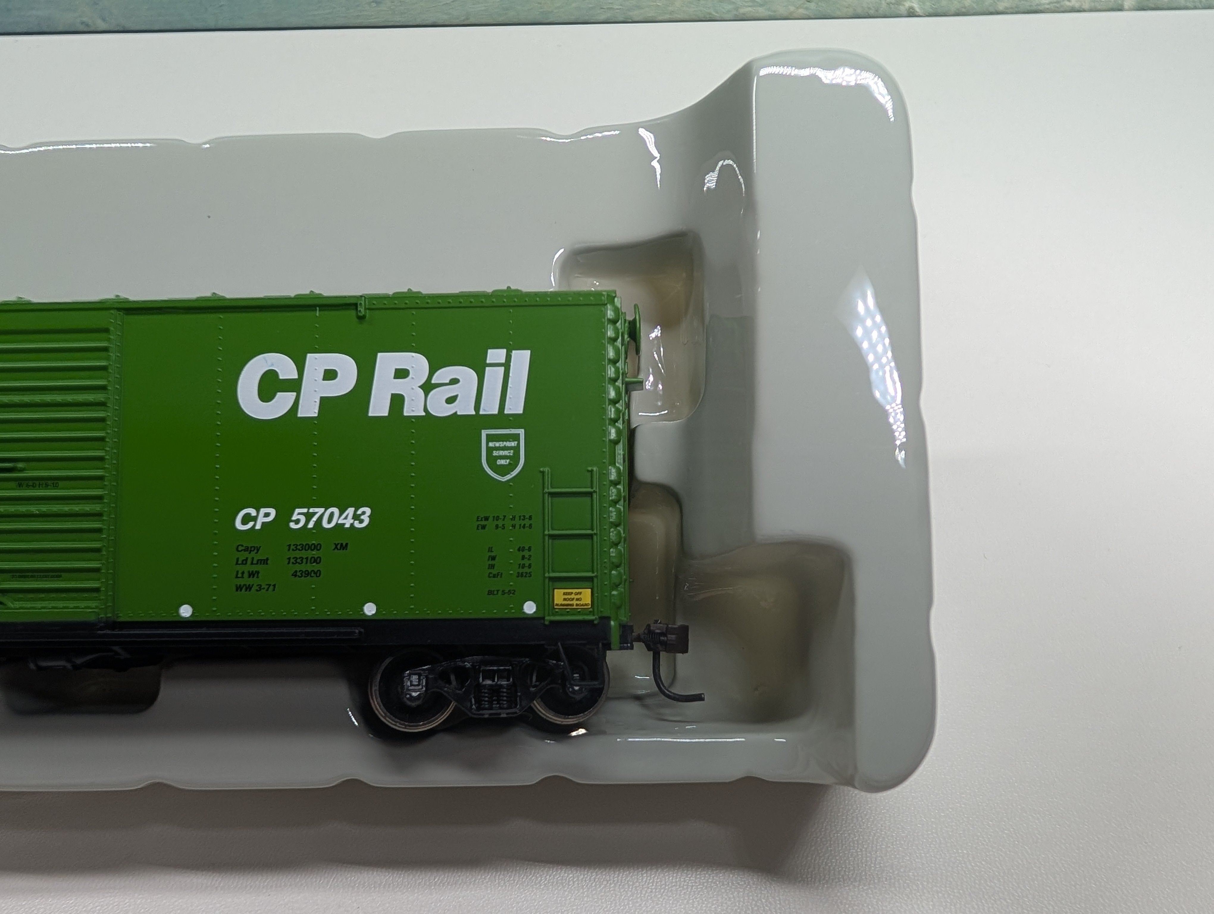 USED Athearn 70452 HO Scale 40' Modern Box Car Canadian Pacific CP #57043