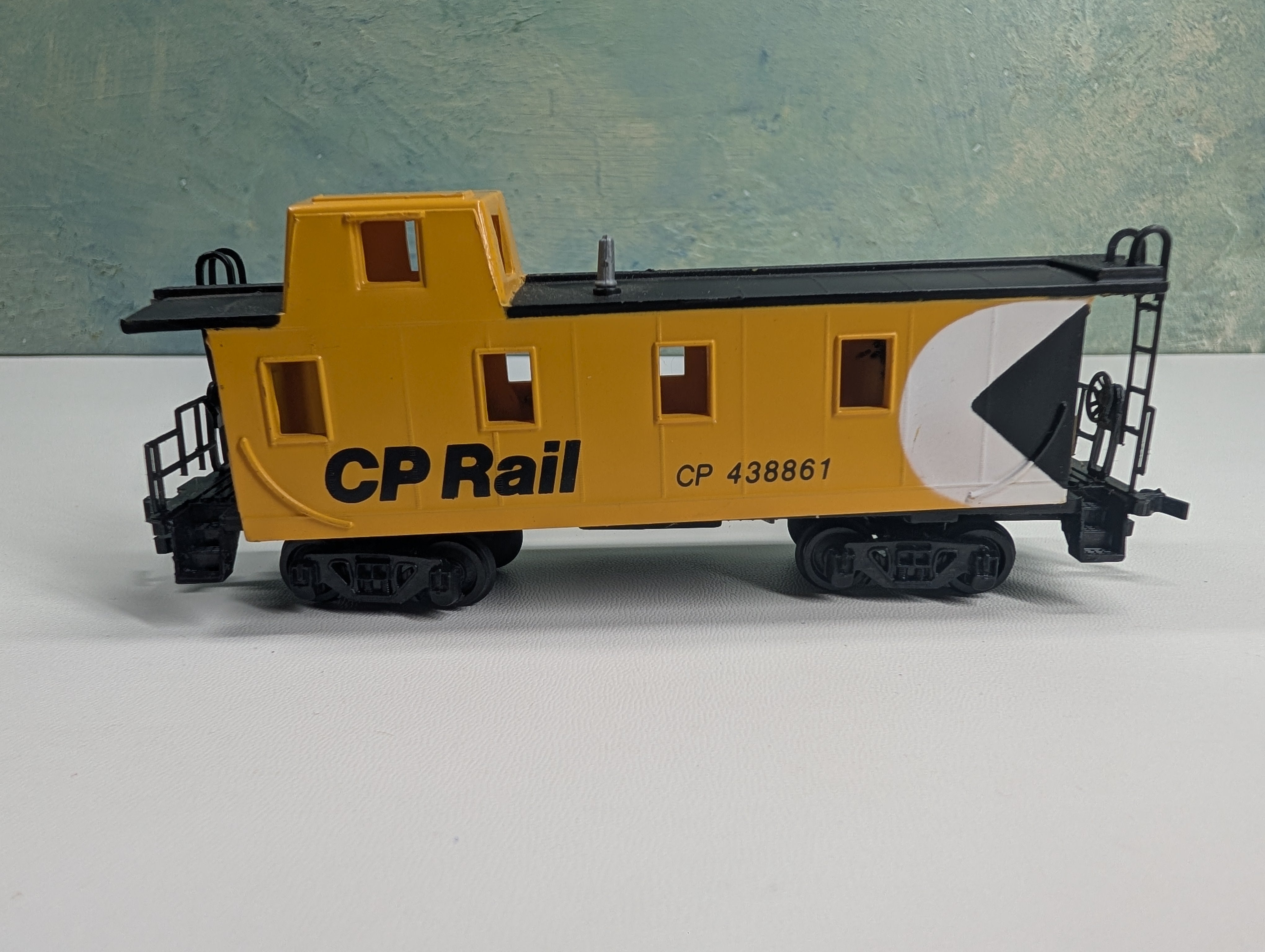 USED Bachmann HO Scale Caboose Canadian Pacific CP #438861