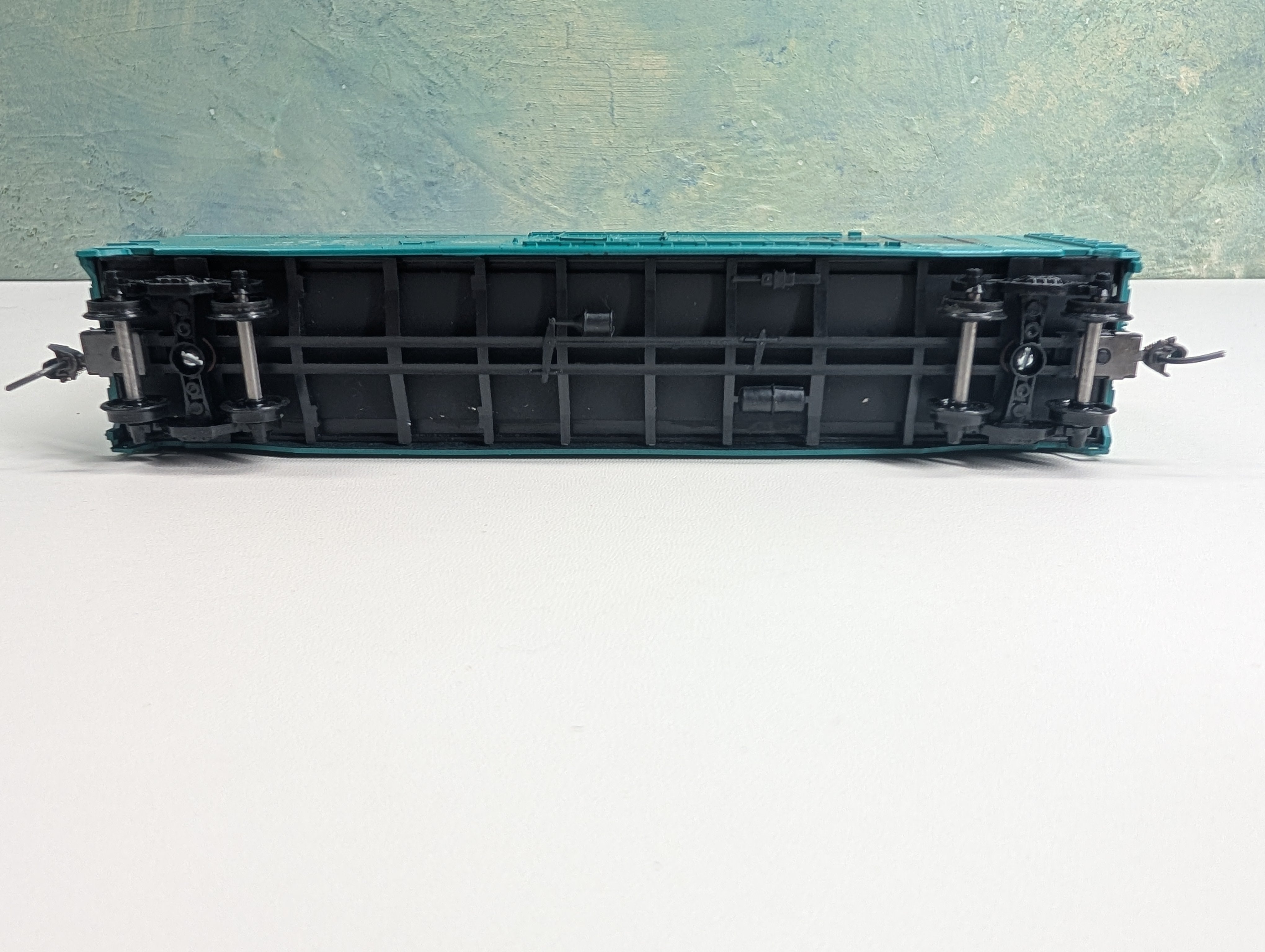 USED Athearn HO Scale 50' PD Box Car Penn Central PC #142770