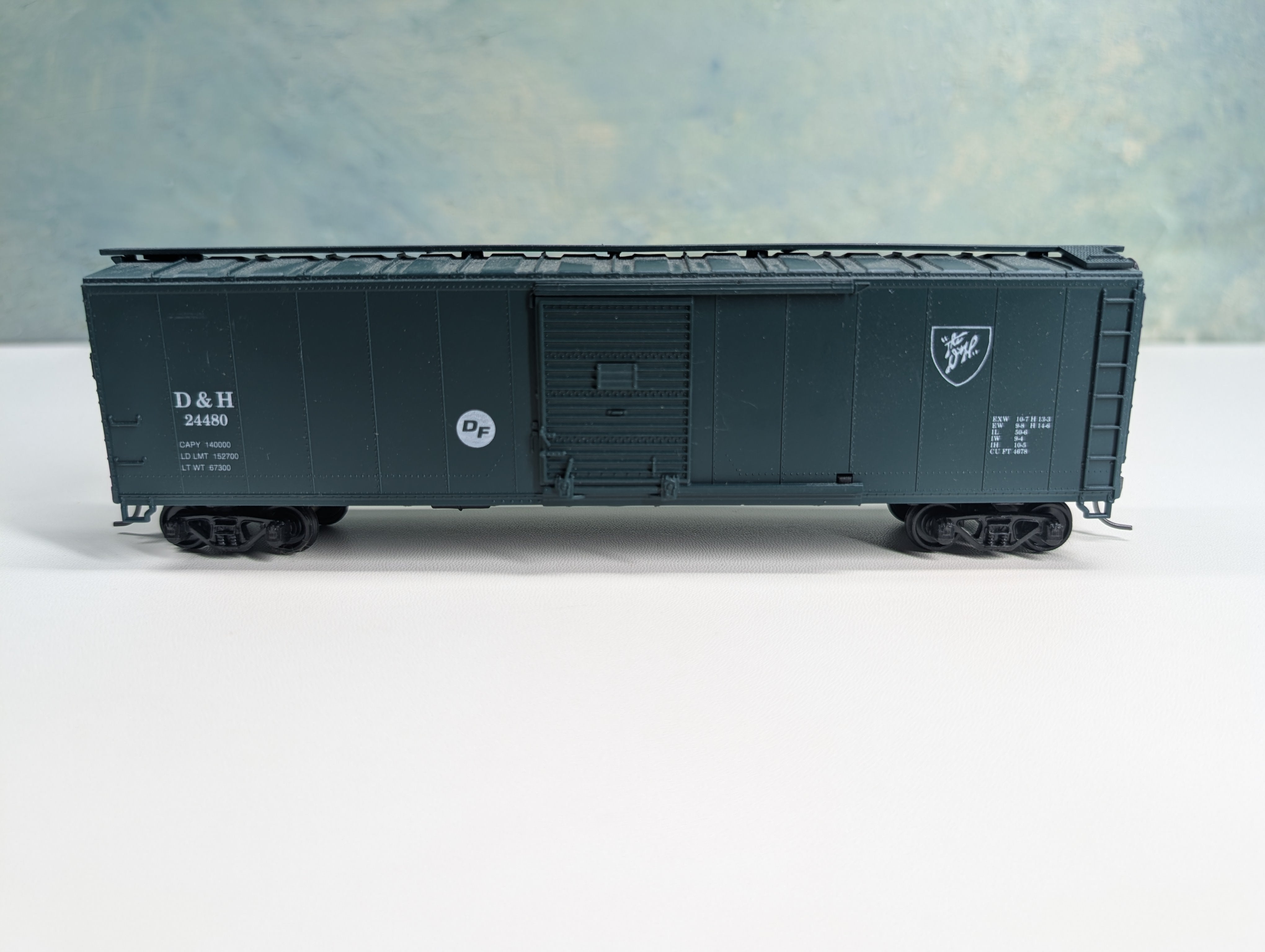 USED Athearn HO Scale 50' SD Box Car Delaware and Hudson D&H #24480 Bev-Bel