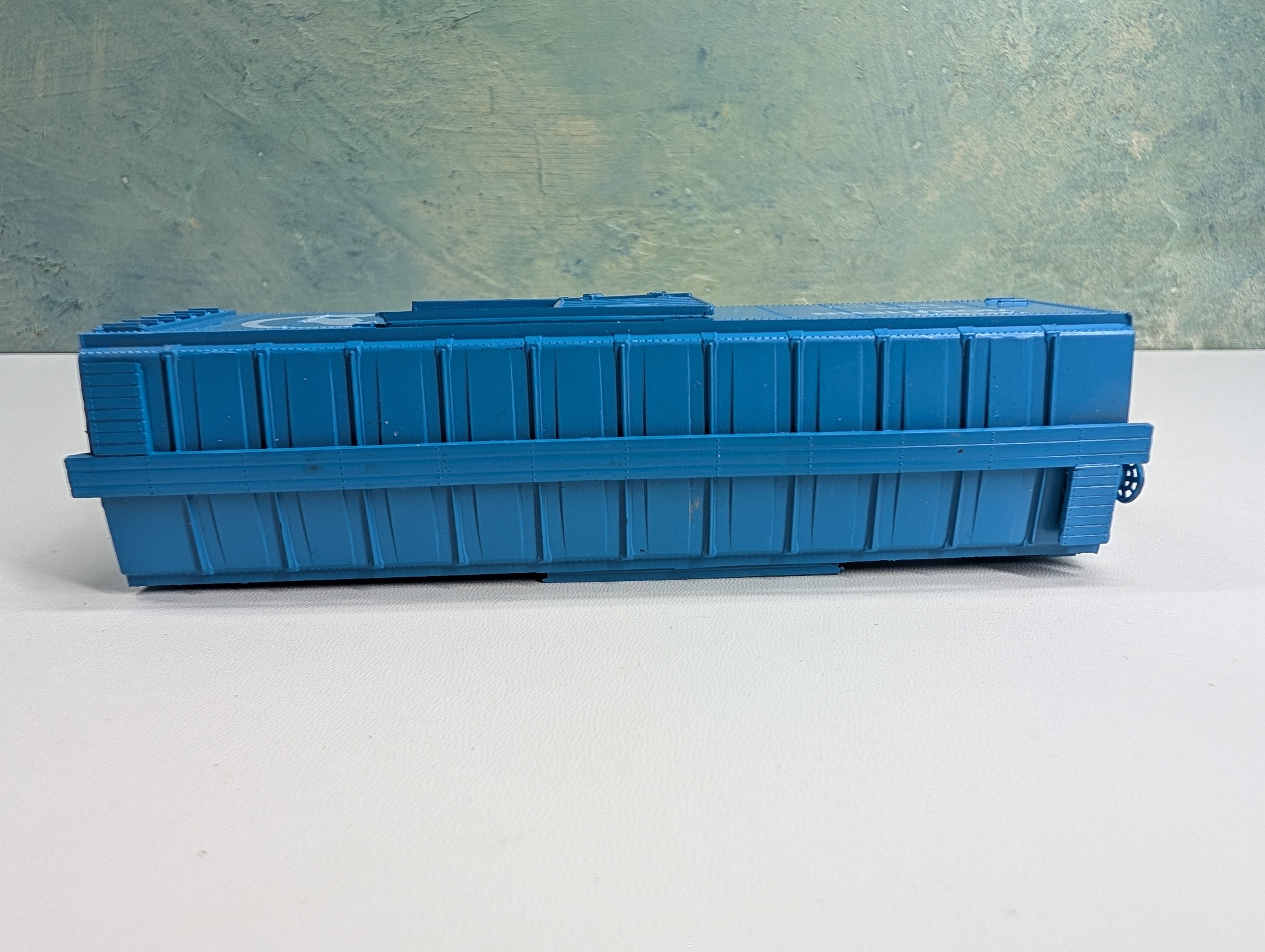 USED Roundhouse HO Scale 40' Box Car Great Northern GN #33103