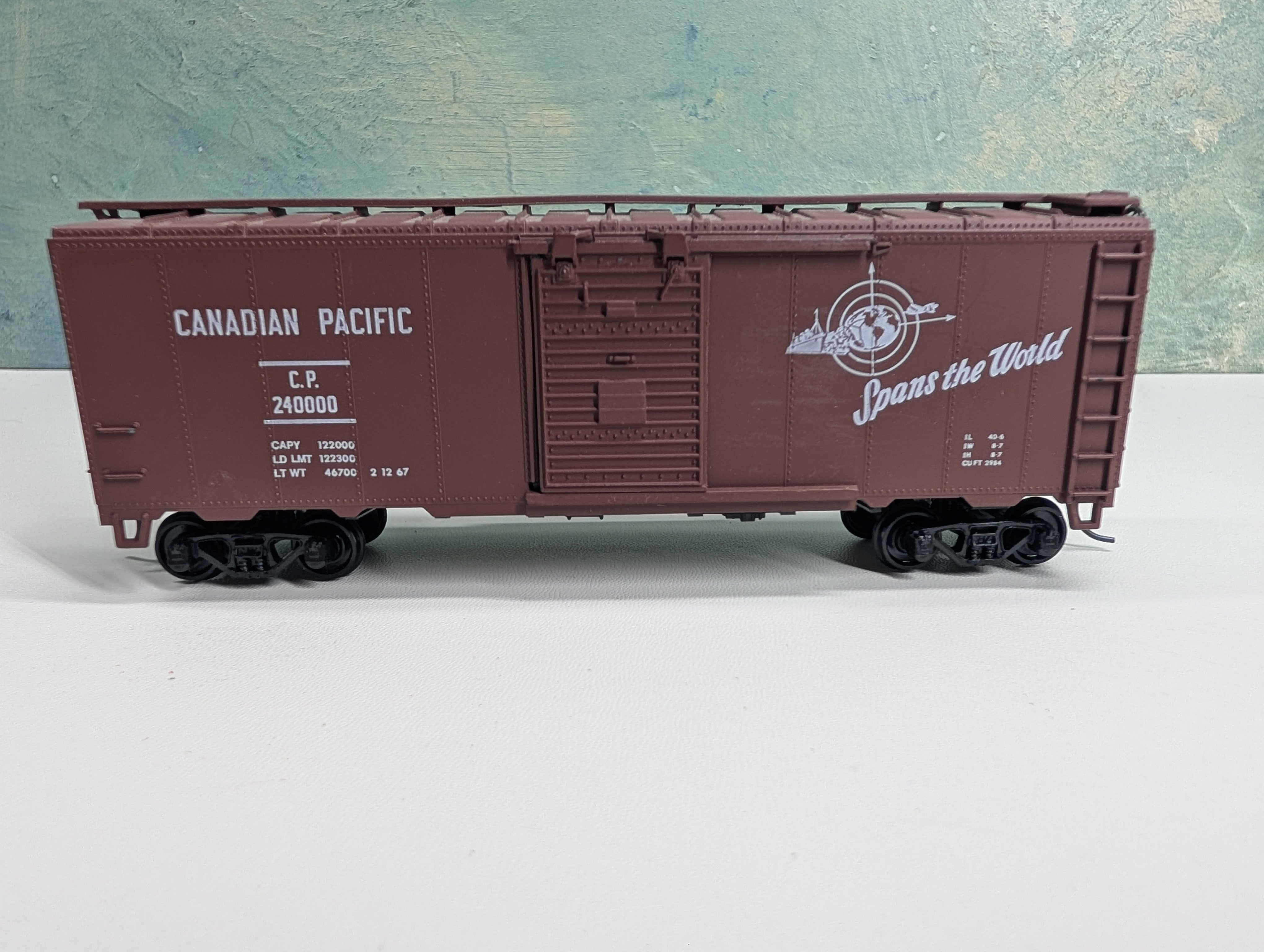 USED Athearn HO Scale 40' Box Car Canadian Pacific CP #240000