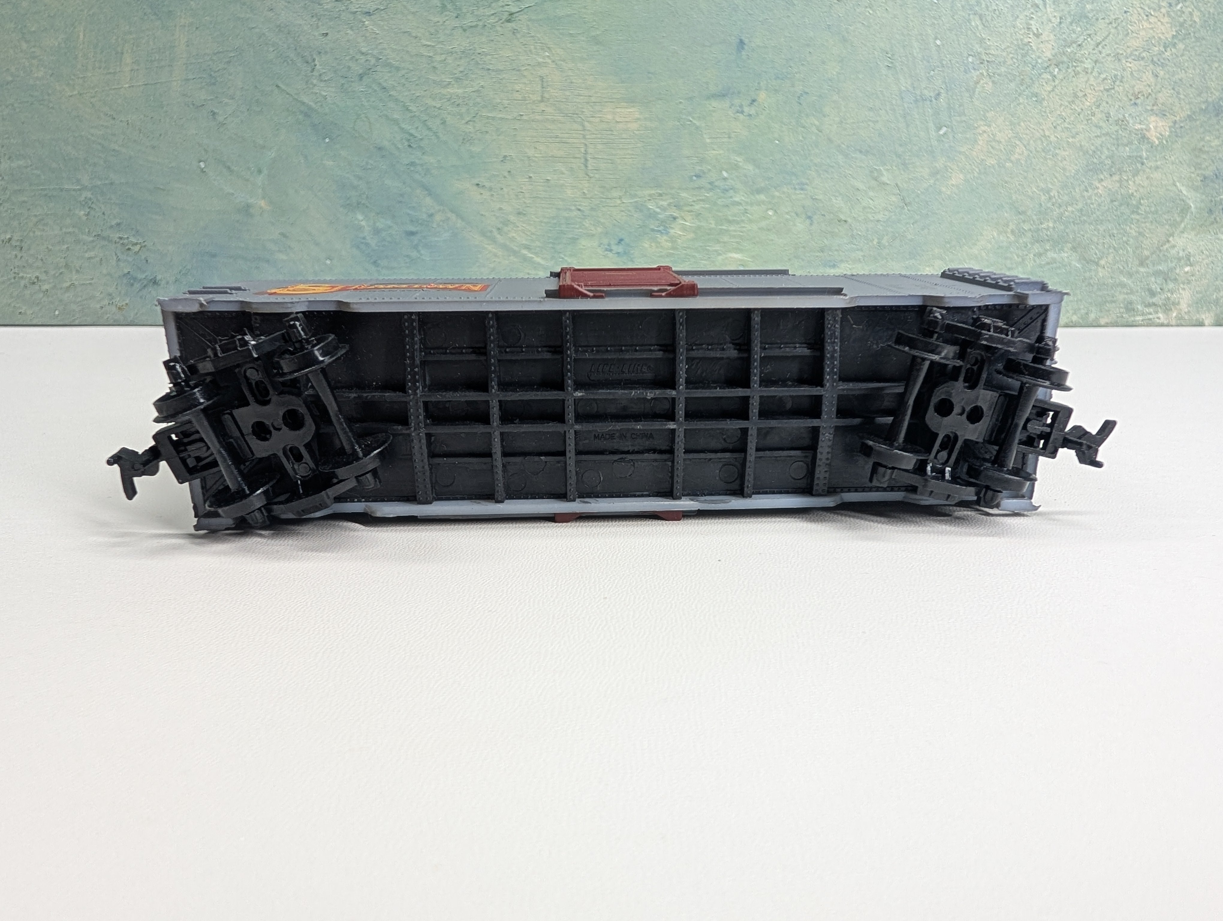 USED Life-Like 8563 HO Scale 40' SD Box Car Steamtown