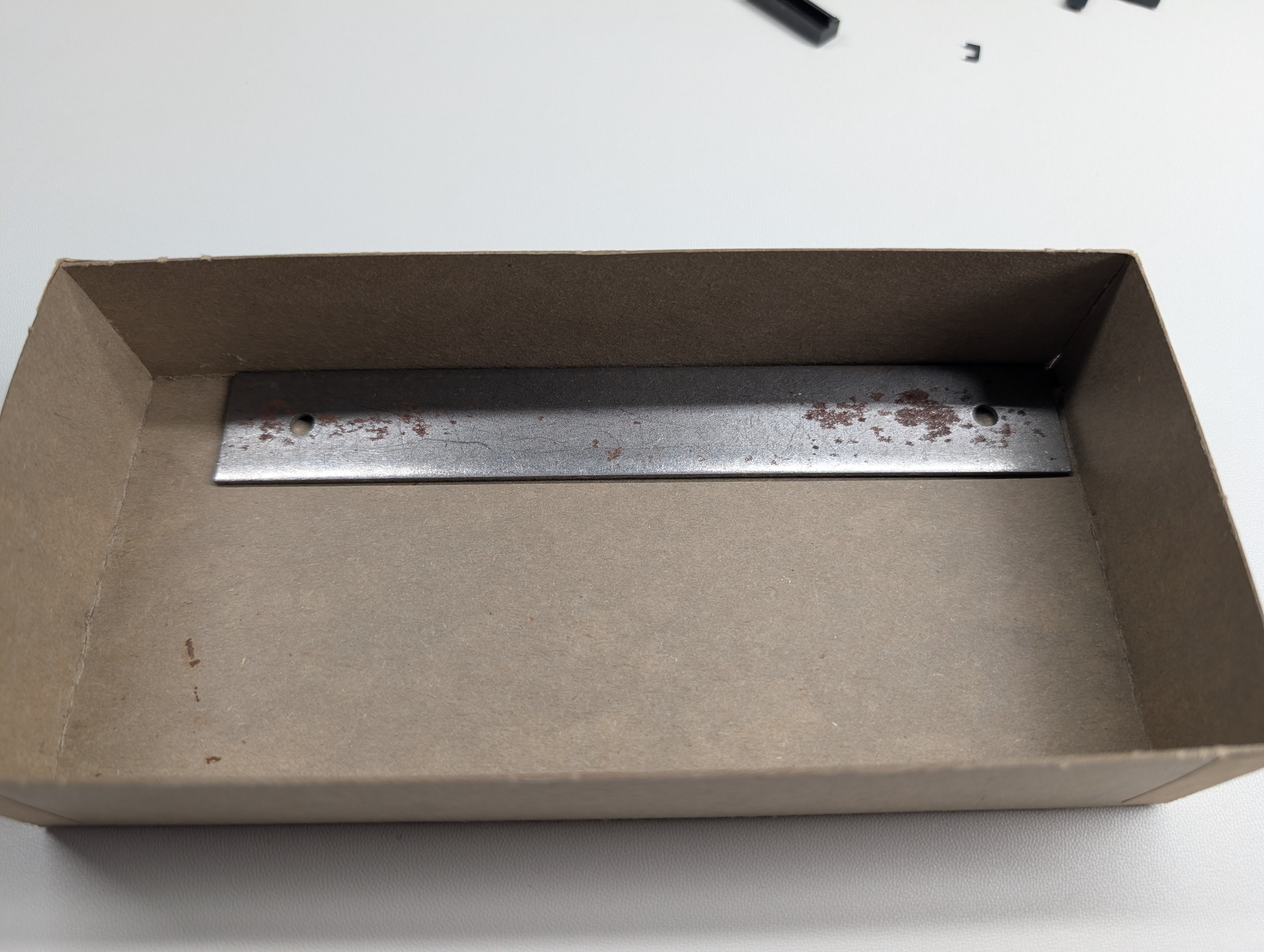 USED Athearn 1631 HO Scale Undecorated 50' OB Reefer Box Car KIT
