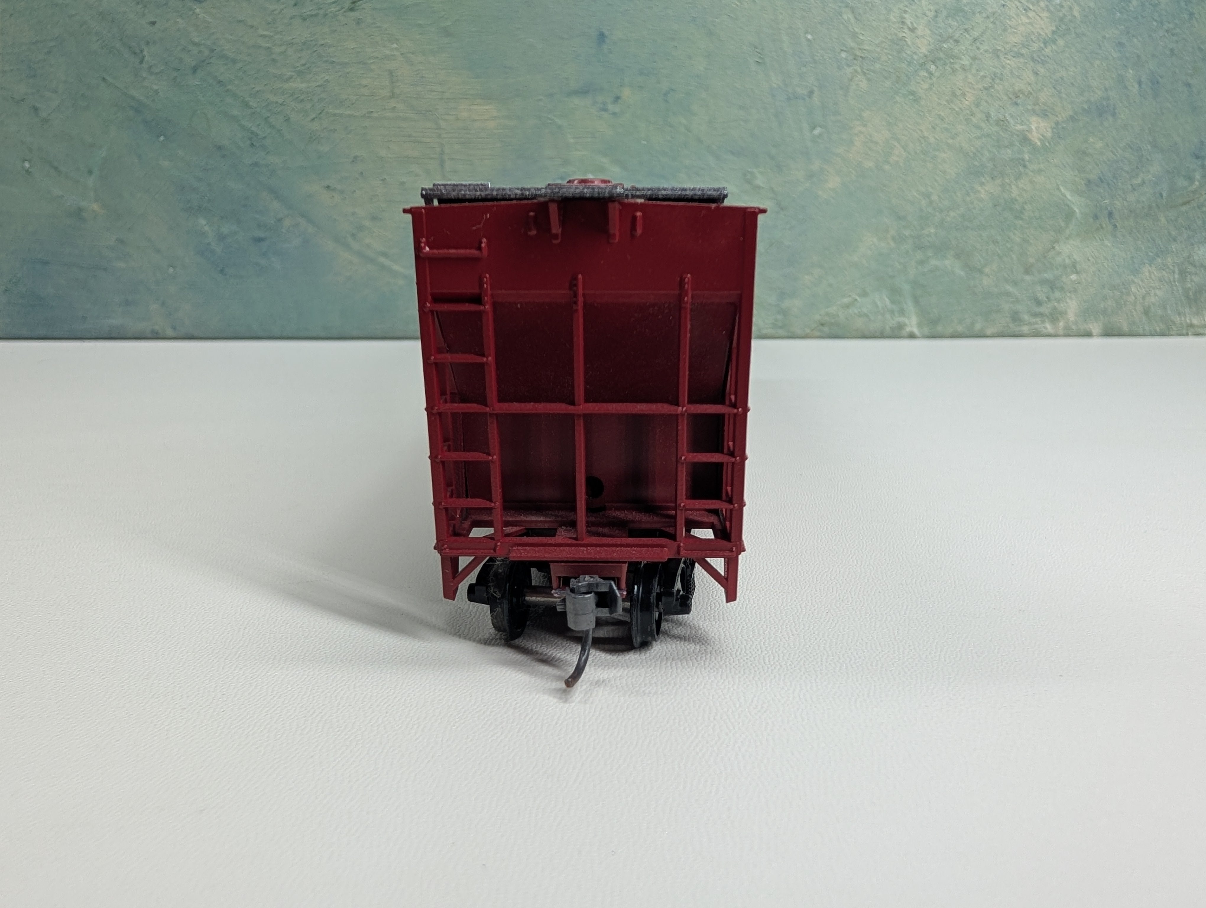 USED Roundhouse 7725 HO Scale 50' FMC Covered Hopper Roundhouse Products MDC #1992