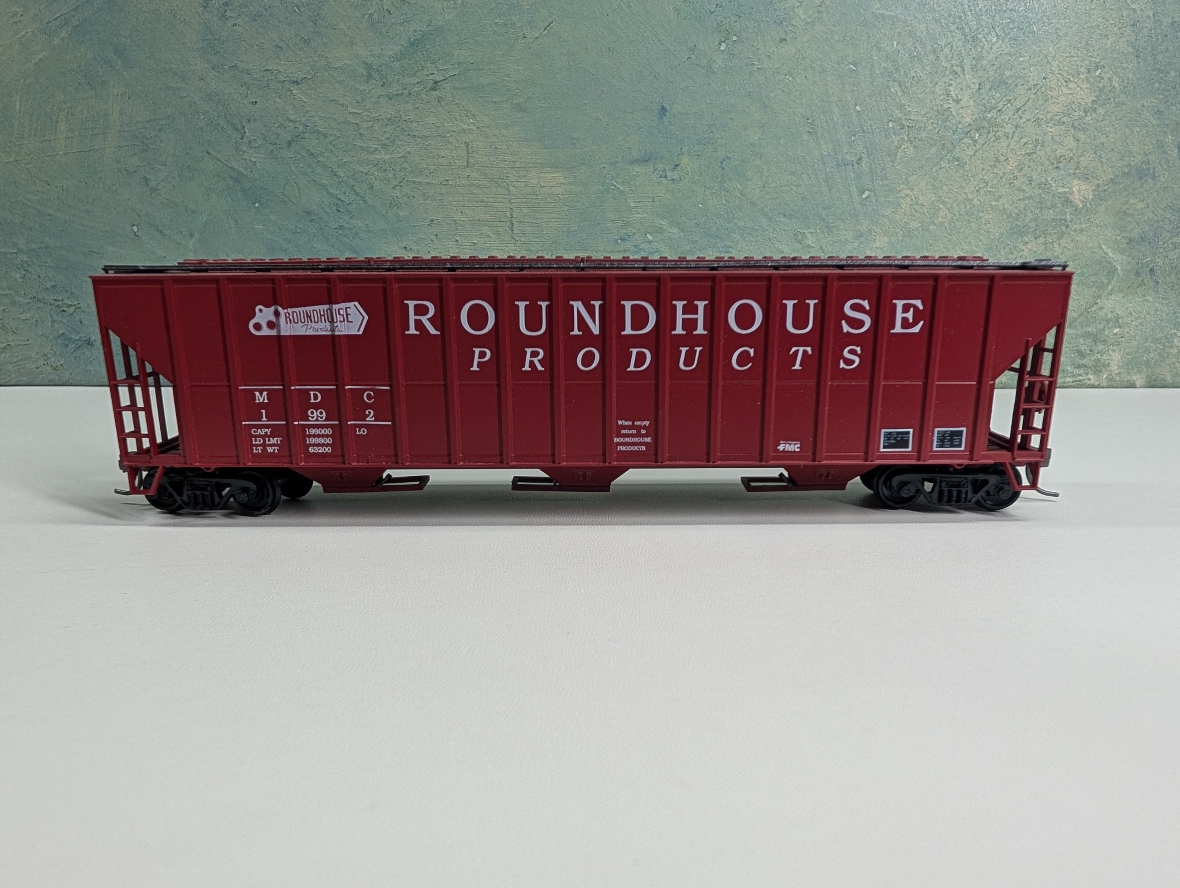 USED Roundhouse 7725 HO Scale 50' FMC Covered Hopper Roundhouse Products MDC #1992