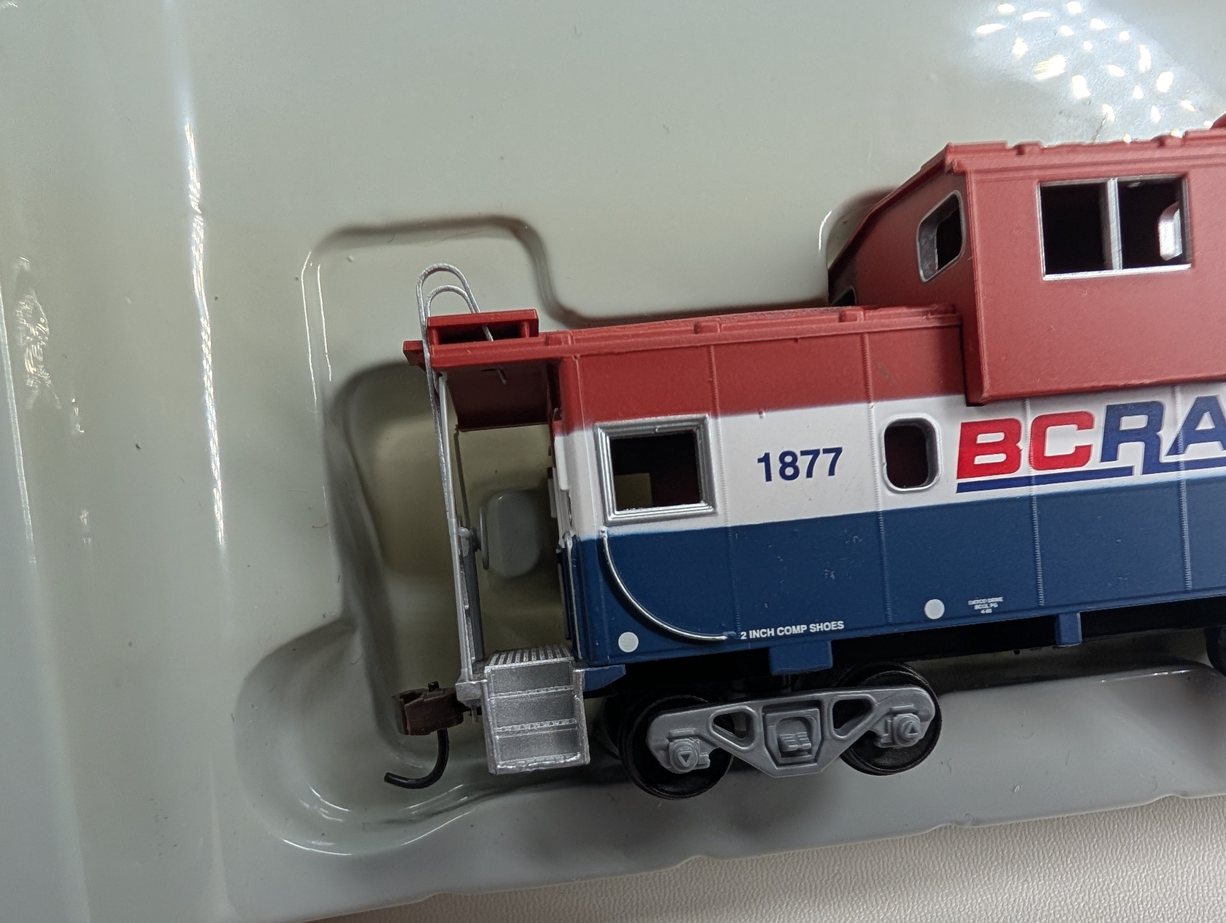 USED Athearn 7505 HO Scale Wide Vision Caboose British Columbia Railway #1877