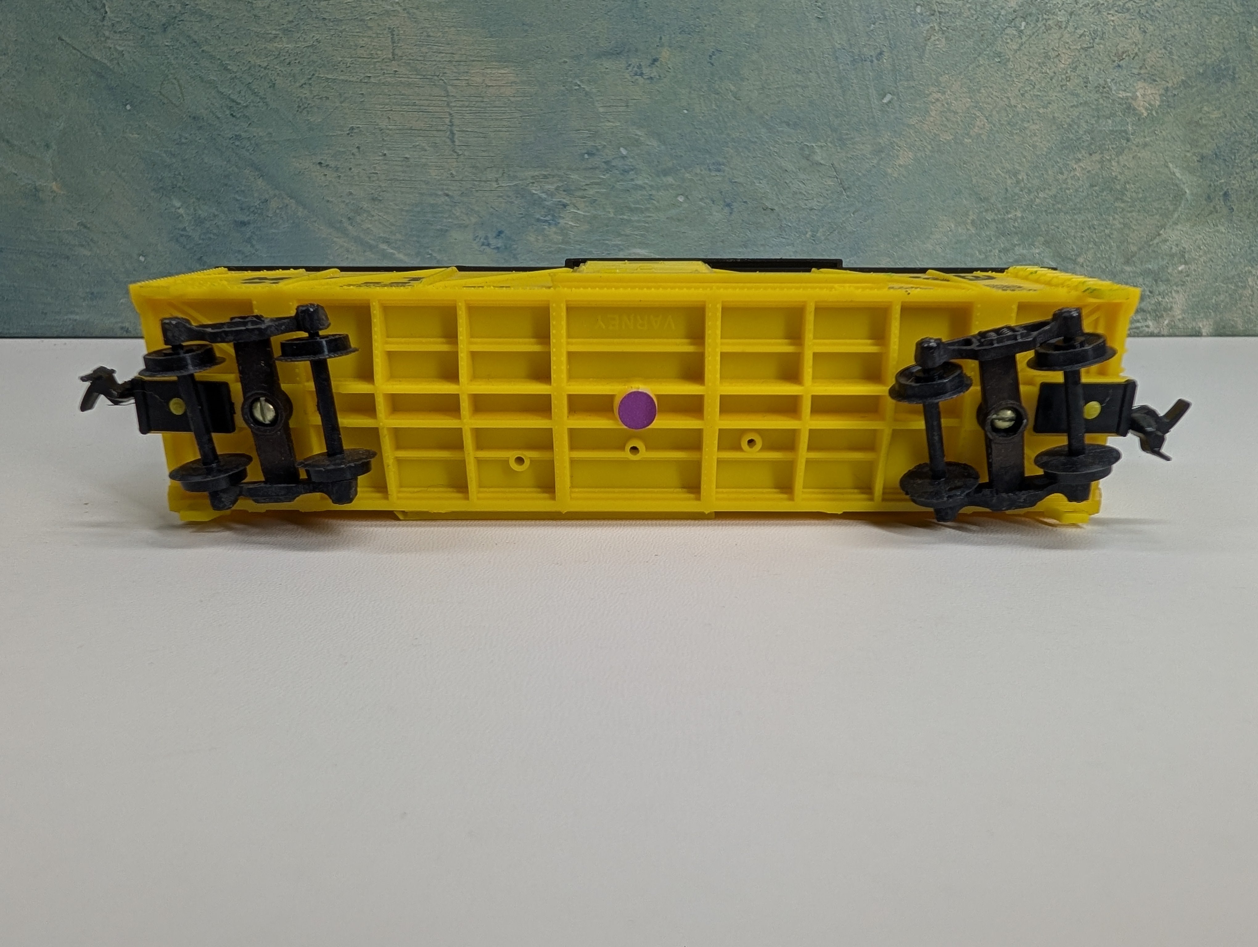 USED Varney HO Scale 42' Wooden Box Car MKT #80459