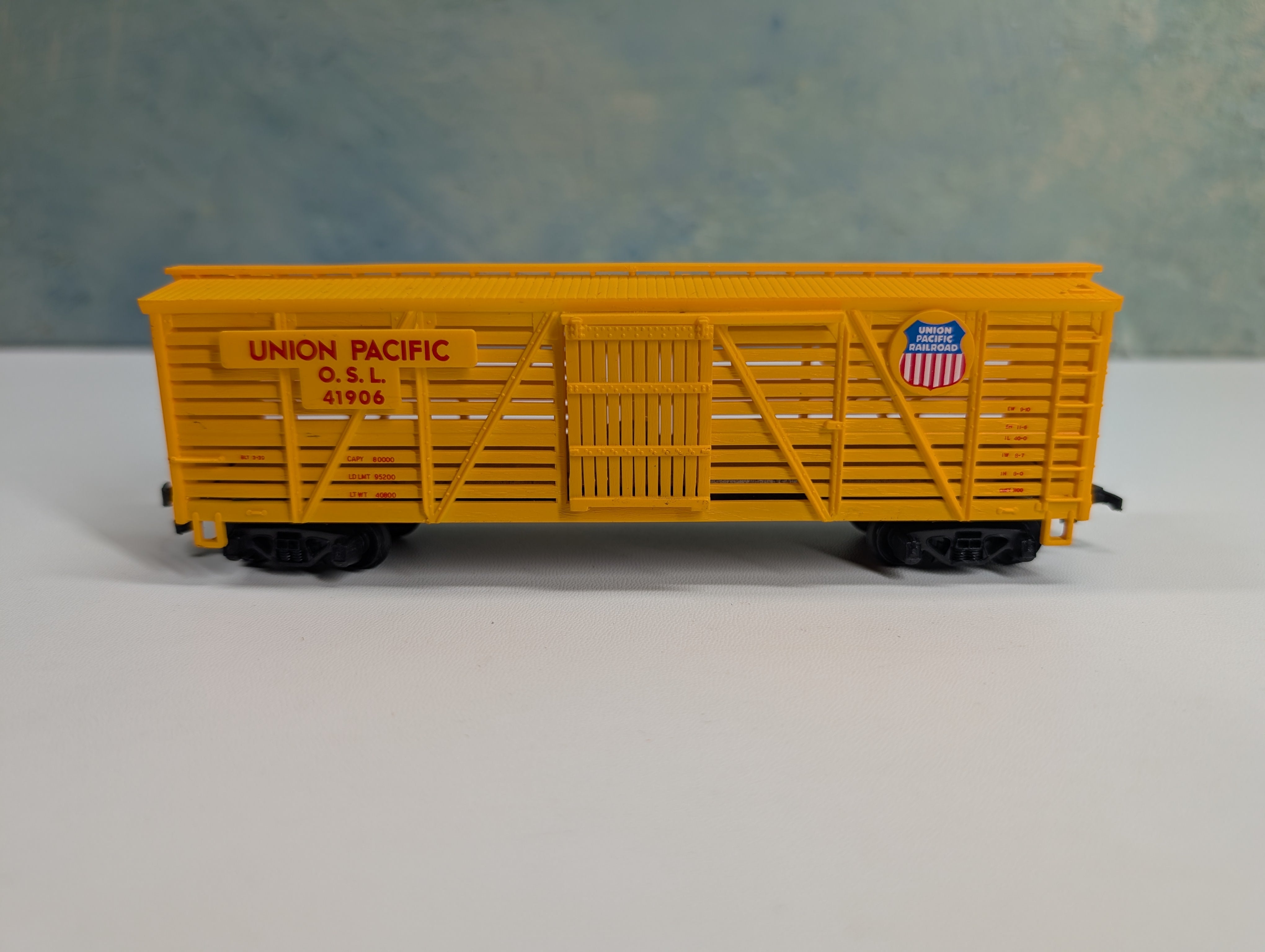 USED Mantua HO Scale 40' Cattle Livestock Car Union Pacific OSL #41906