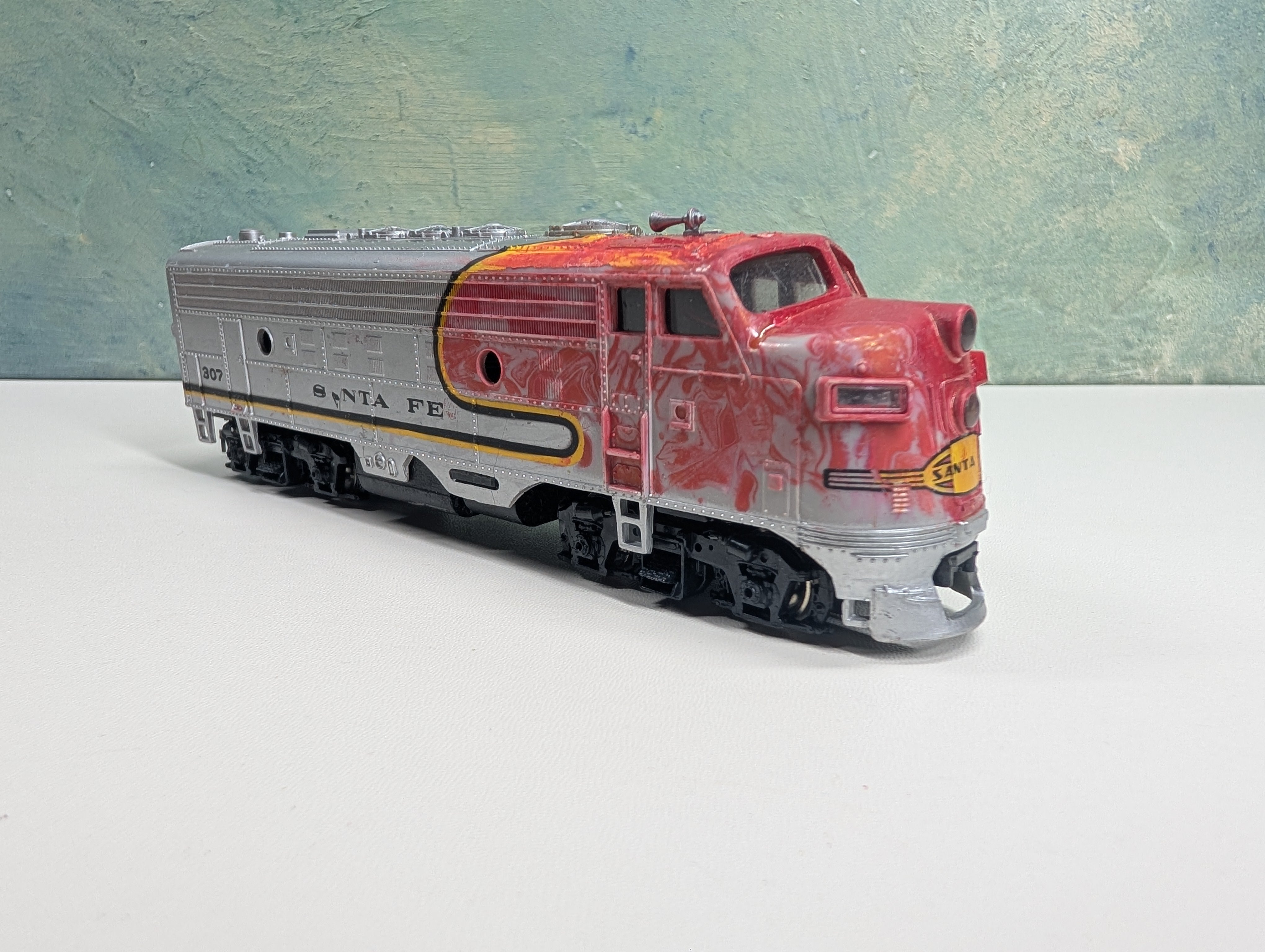 USED Bachmann HO Scale F7-A Diesel Locomotive Santa Fe #307 Weathered, Tested DC