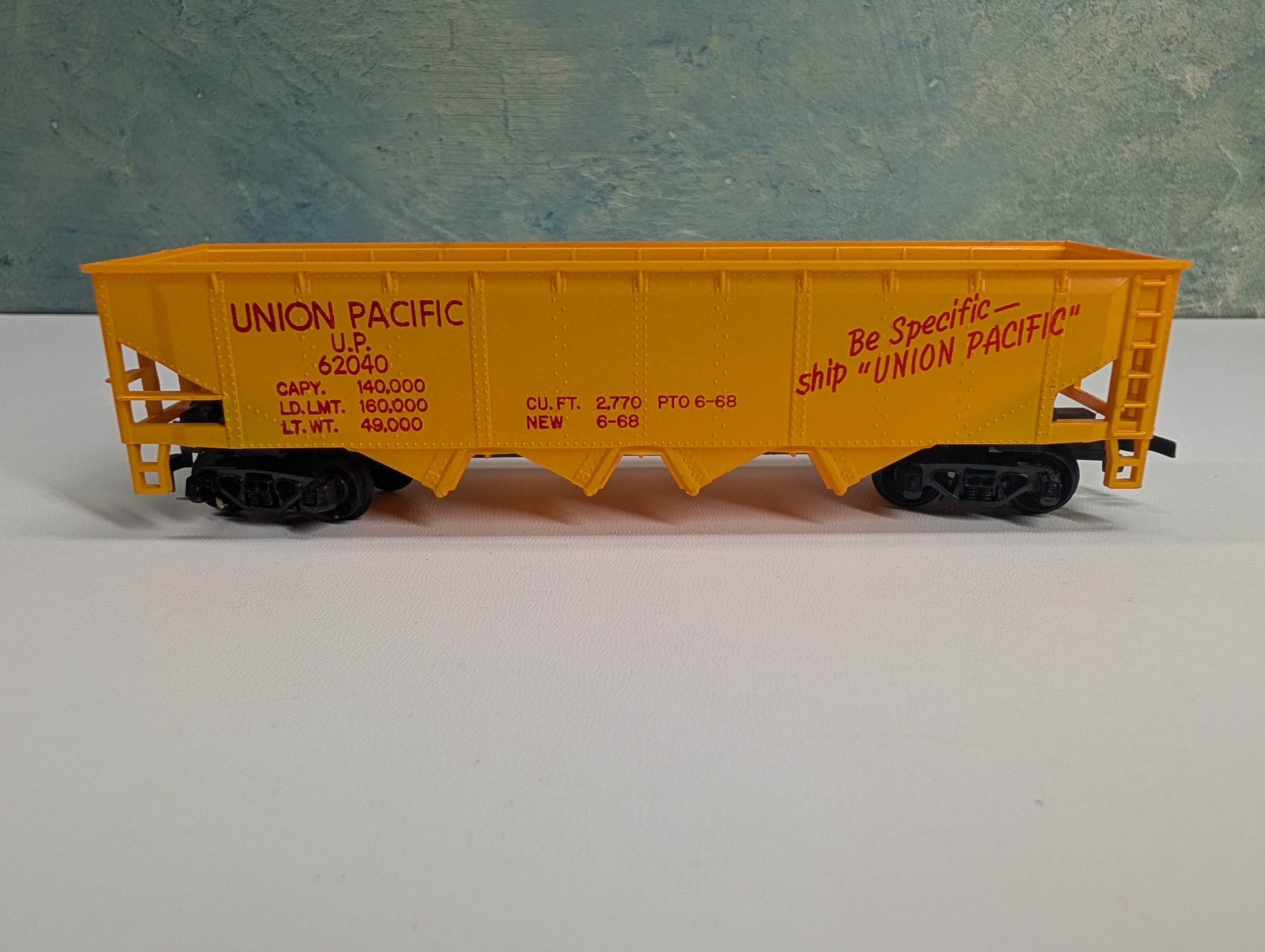 USED Tyco HO Scale Quad Hopper Union Pacific UP #62040