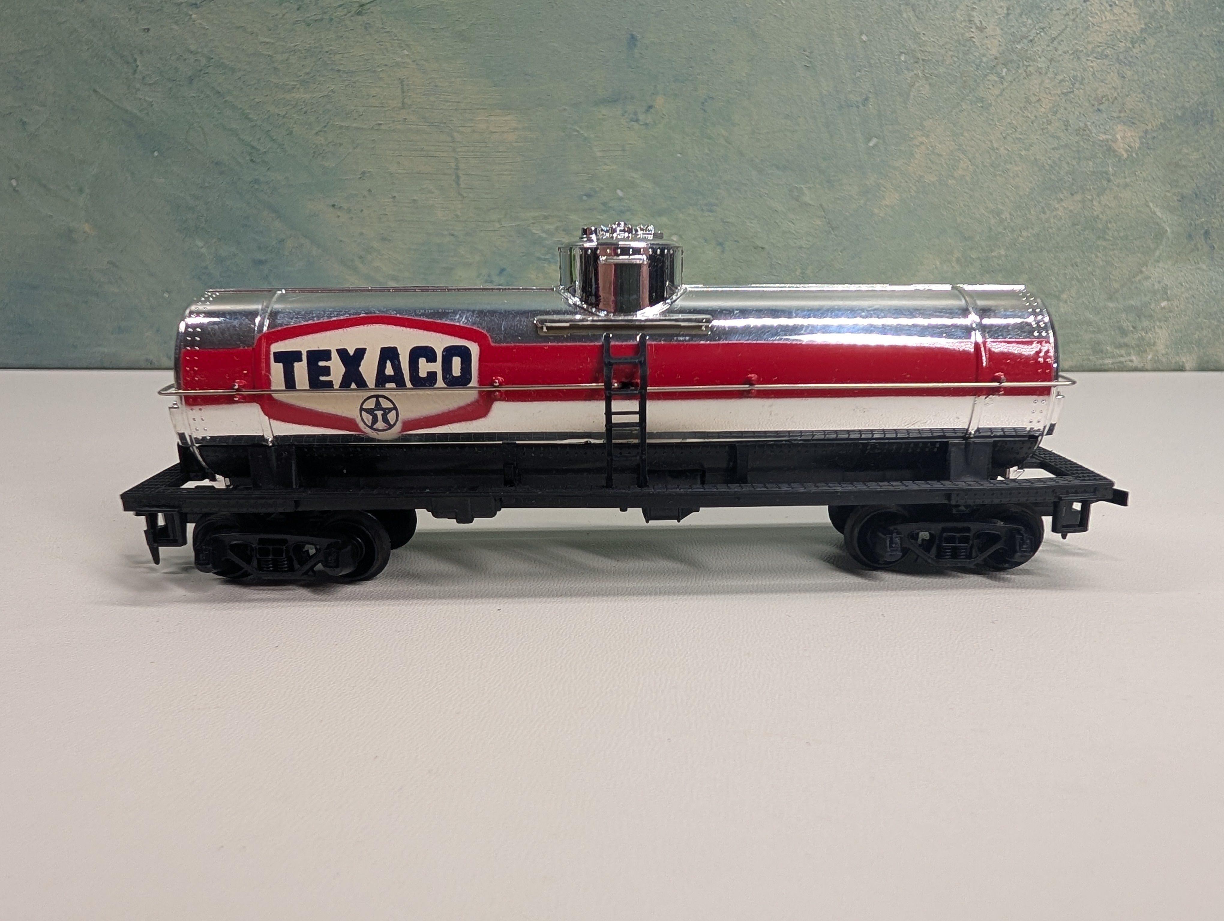 USED Tyco HO Scale Single Dome Tank Car Texaco