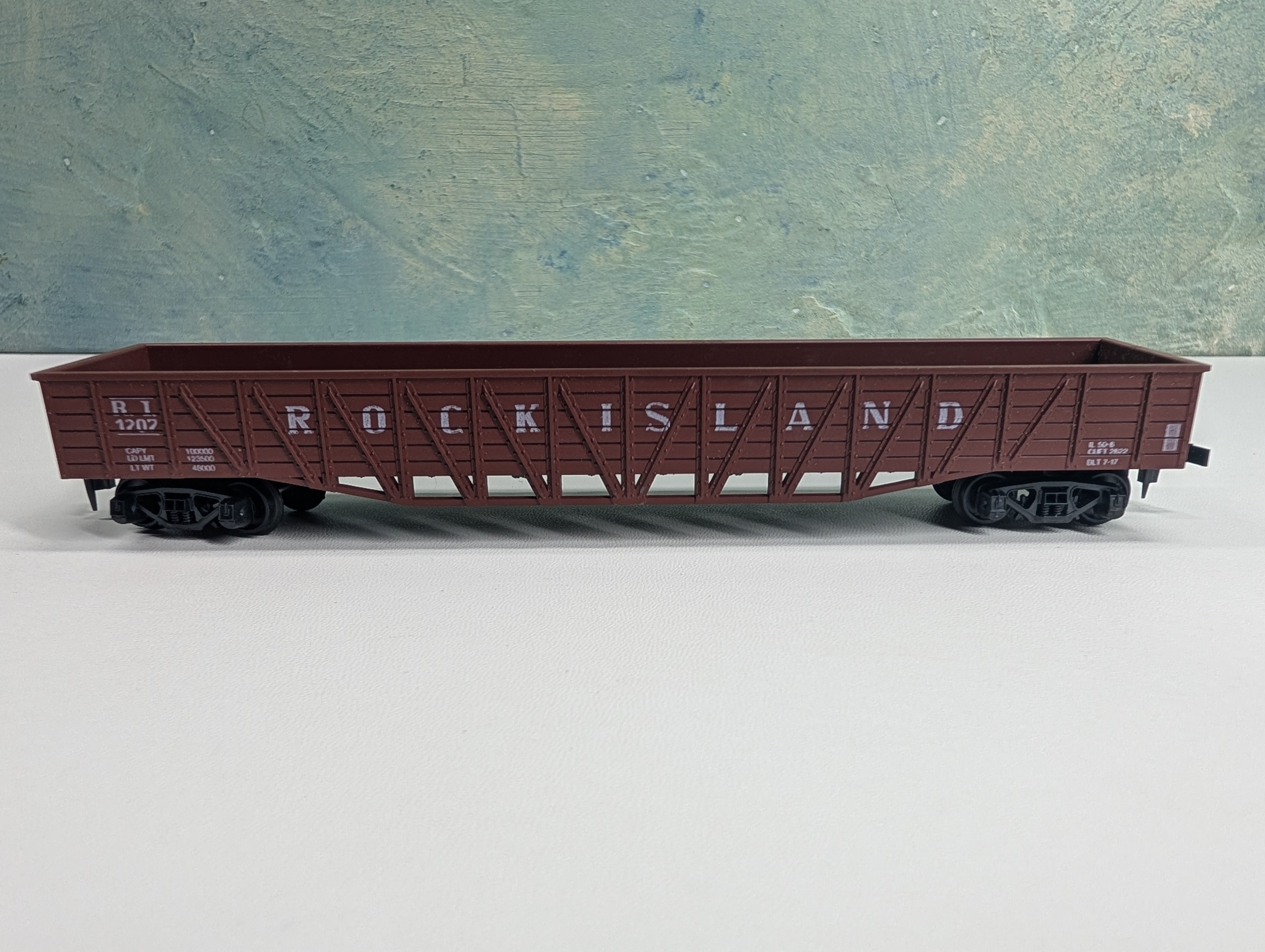 USED AHM HO Scale 50' Wooden OB Gondola Rock Island RI #1207