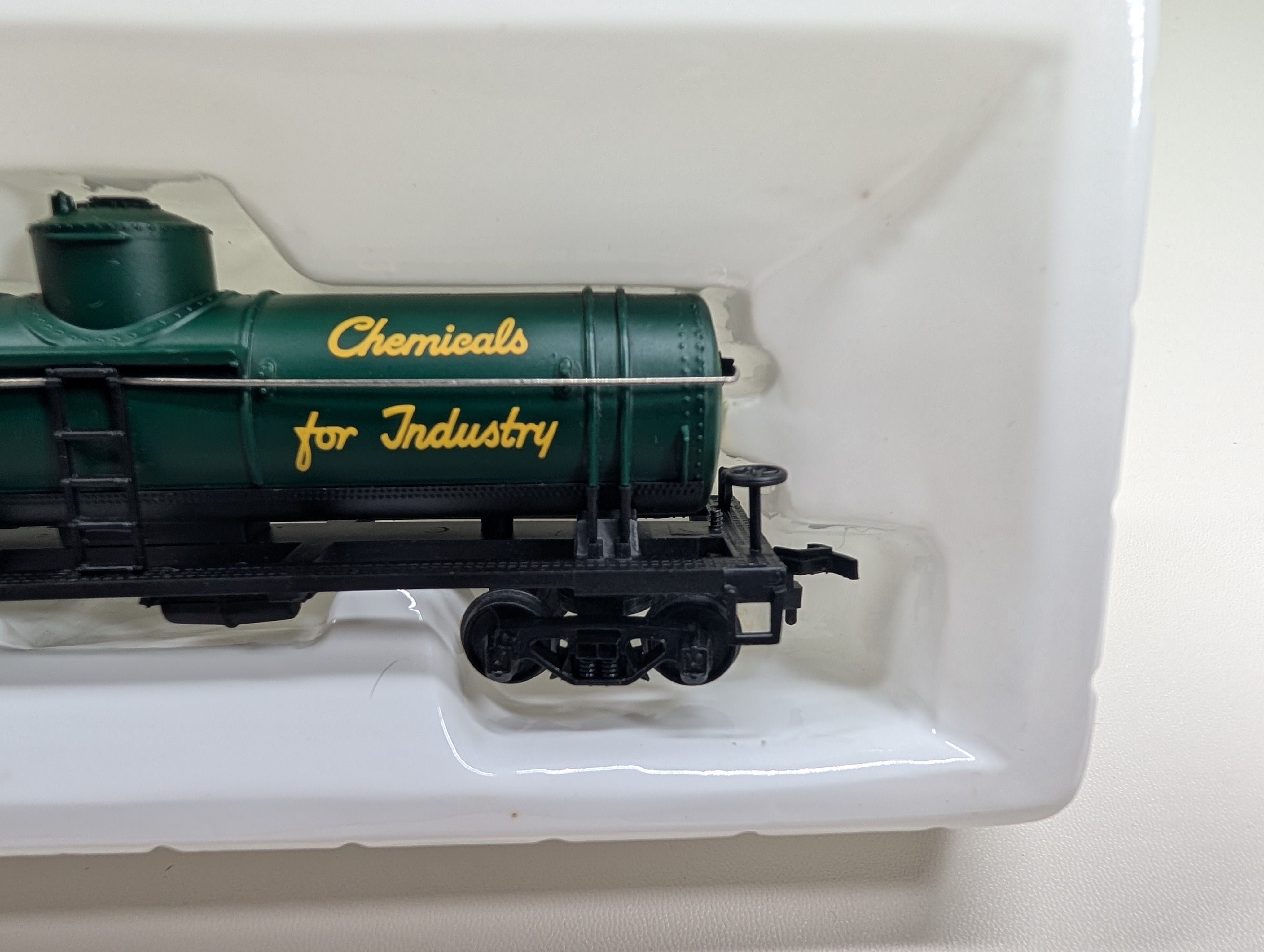 USED Mantua 732-535 HO Scale Heavy 35' Tank Car Rohm and Haas NATX #1435