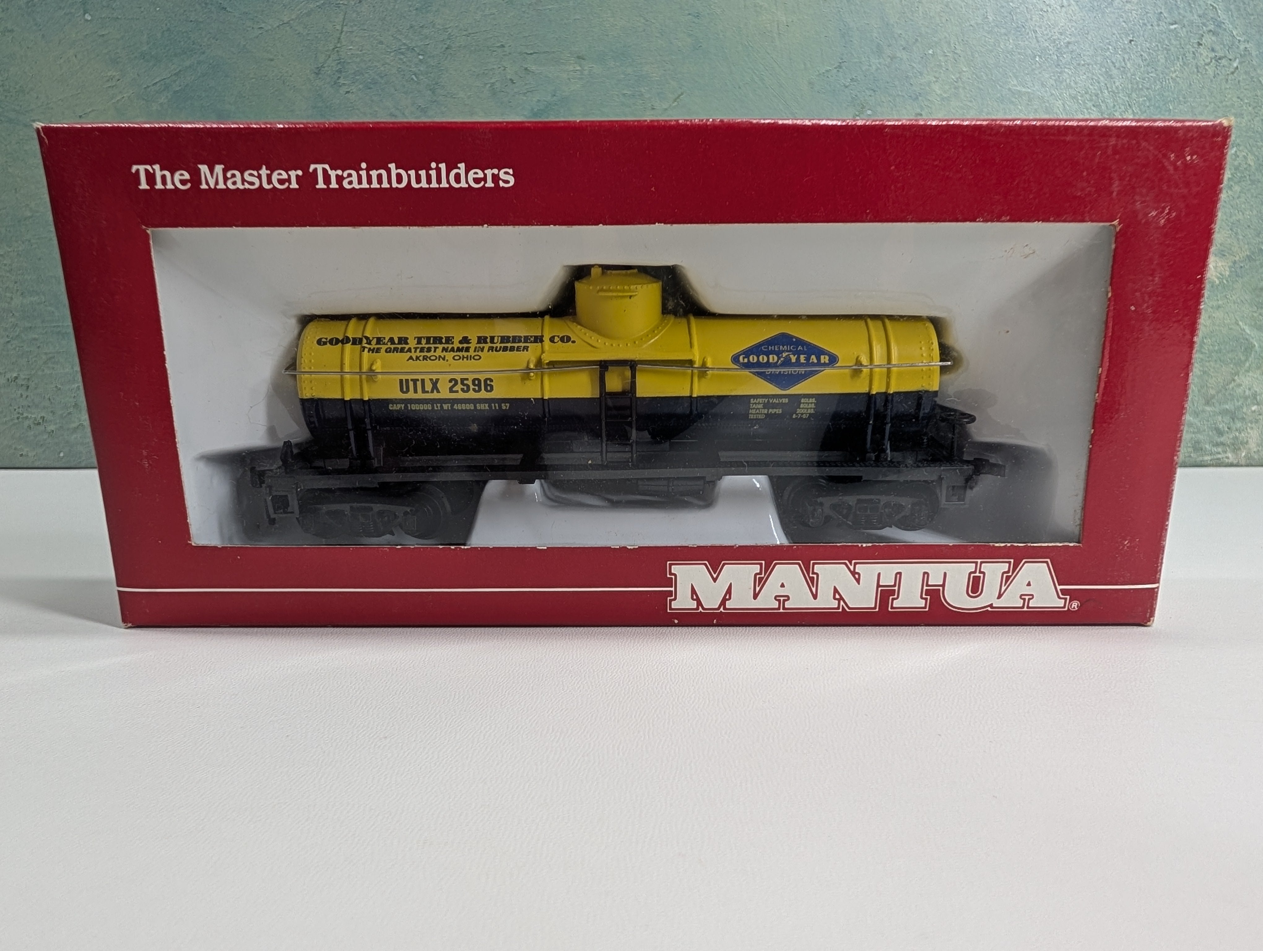 USED Mantua 732-247 HO Scale Single Dome Tank Car Goodyear UTLX #2596