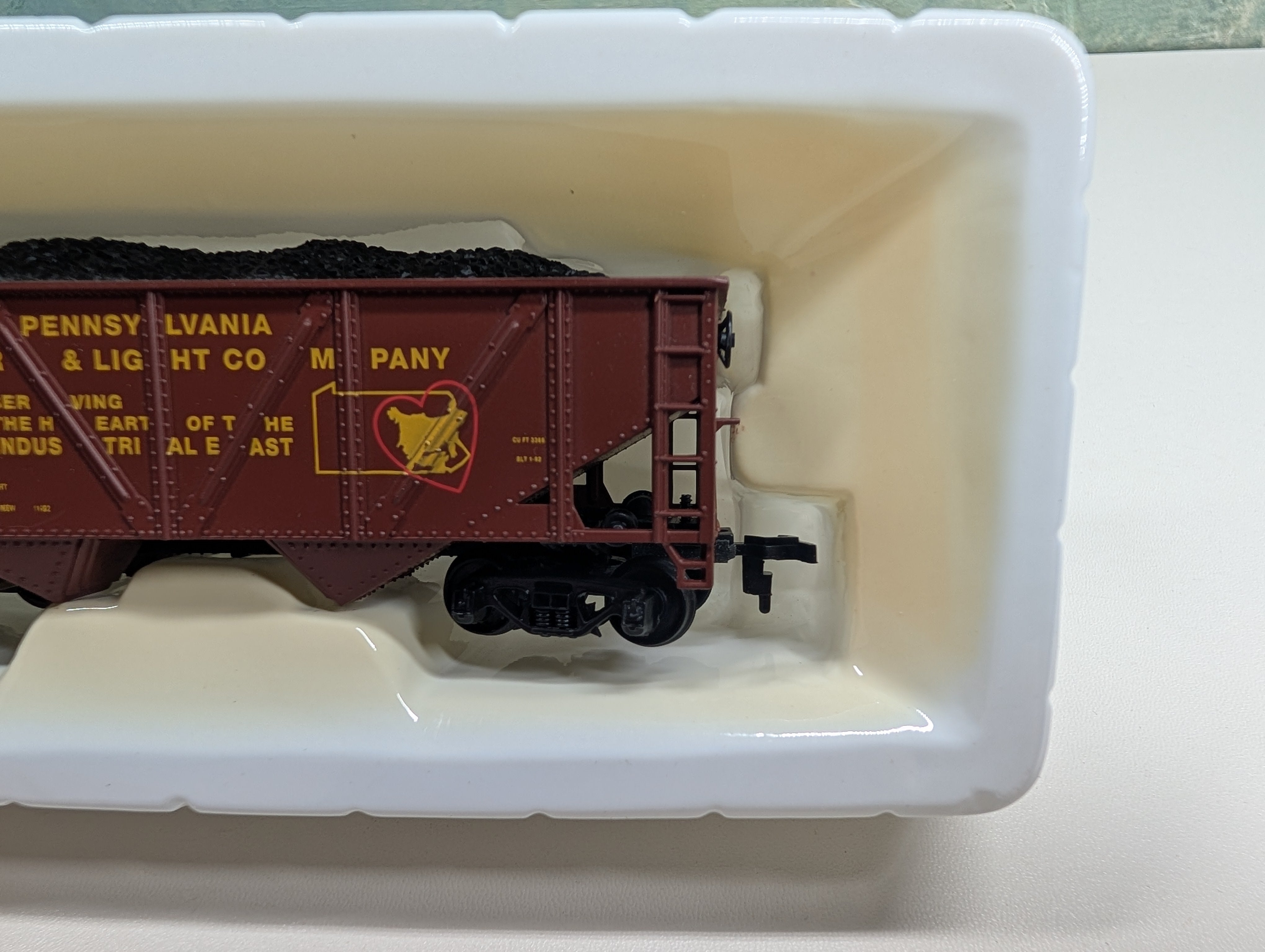 USED Mantua 729-202 HO Scale Heavy 32' Hopper PP&L PPLX #140