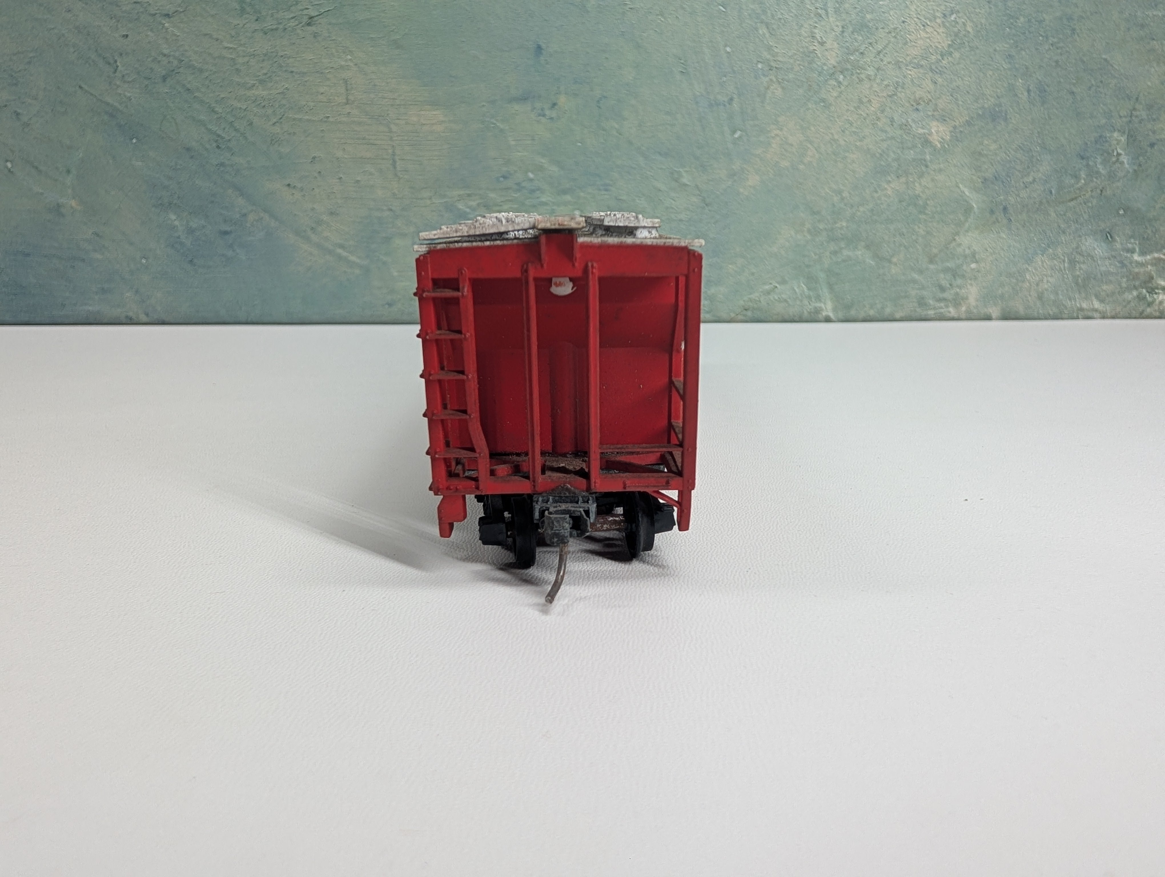 USED HO Scale 3 Bay Covered Hopper Quaker Cane Sugar NSRX #305