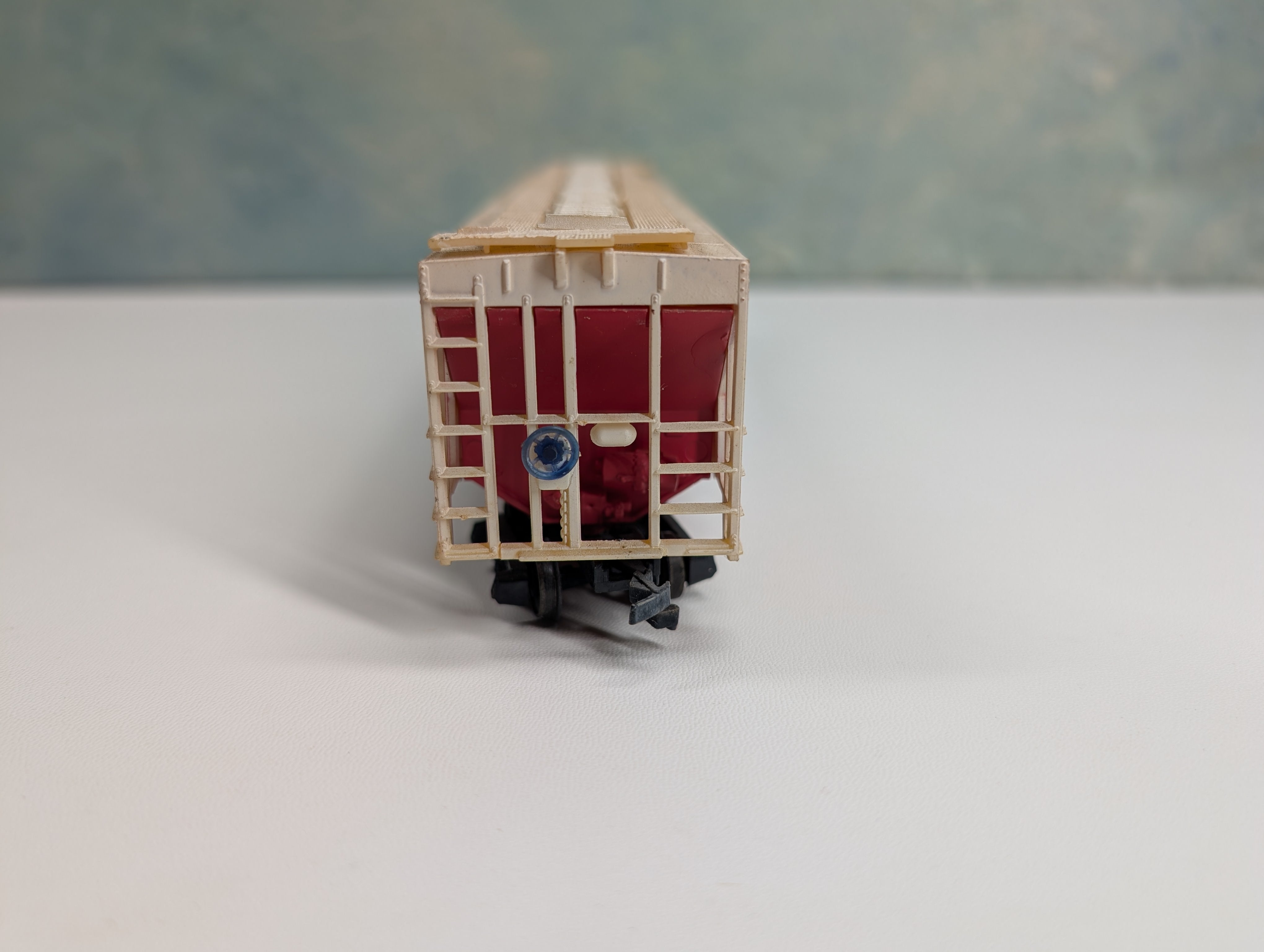 USED Tyco HO Scale Covered Hopper California & Hawaiian Sugar UP #960082