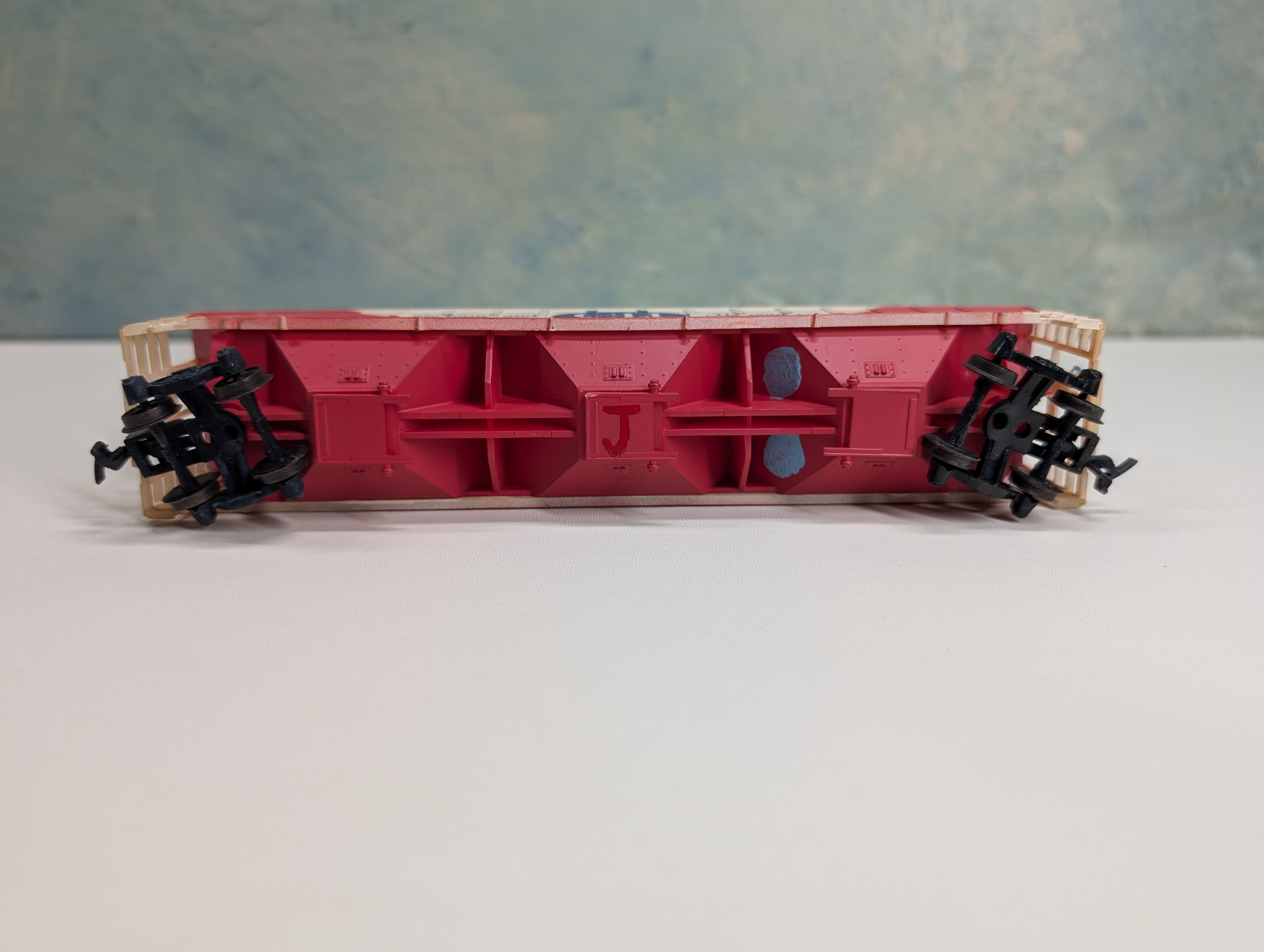 USED Tyco HO Scale Covered Hopper California & Hawaiian Sugar UP #960082