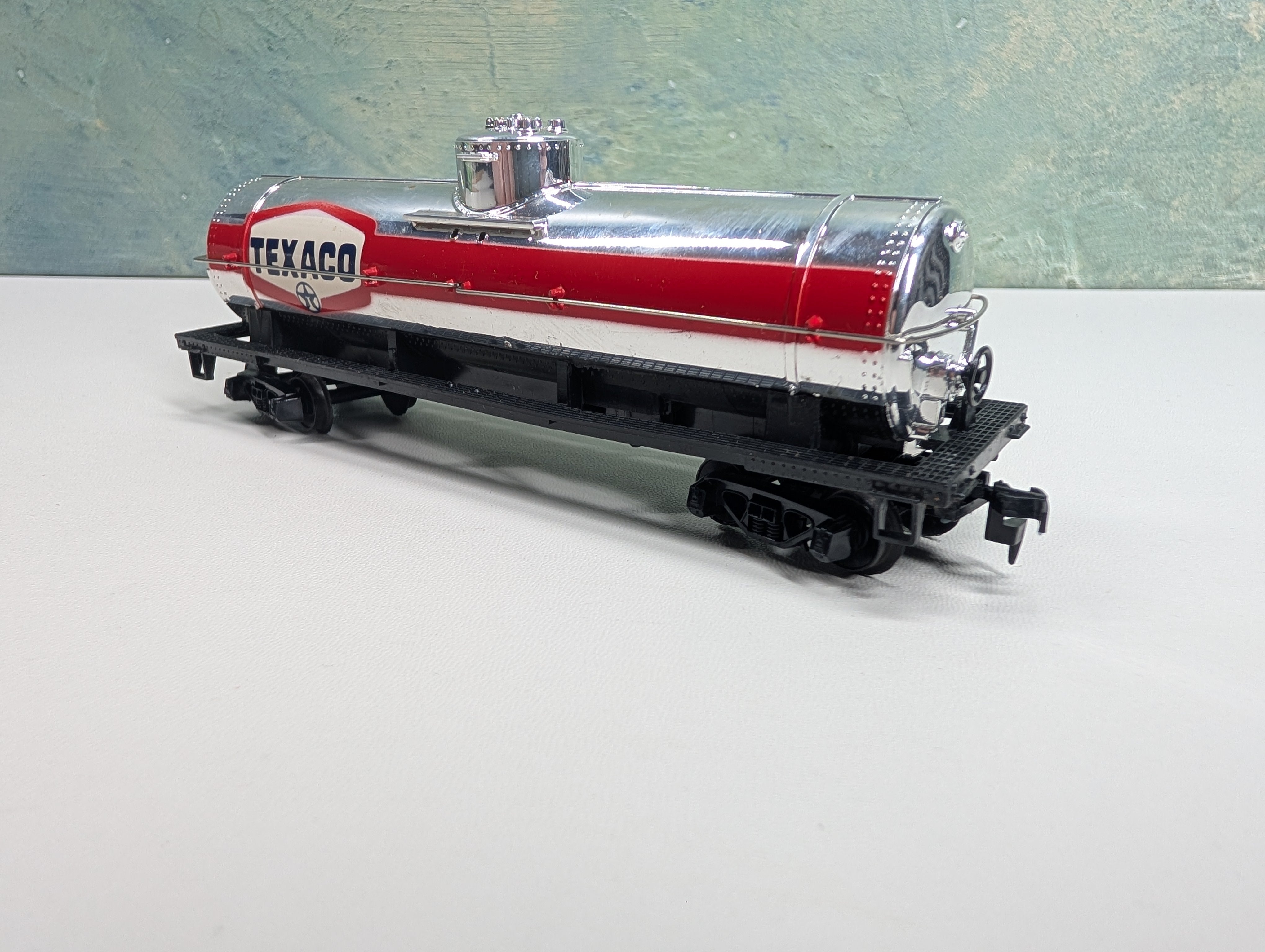 USED Tyco HO Scale Single Dome Tank Car Texaco