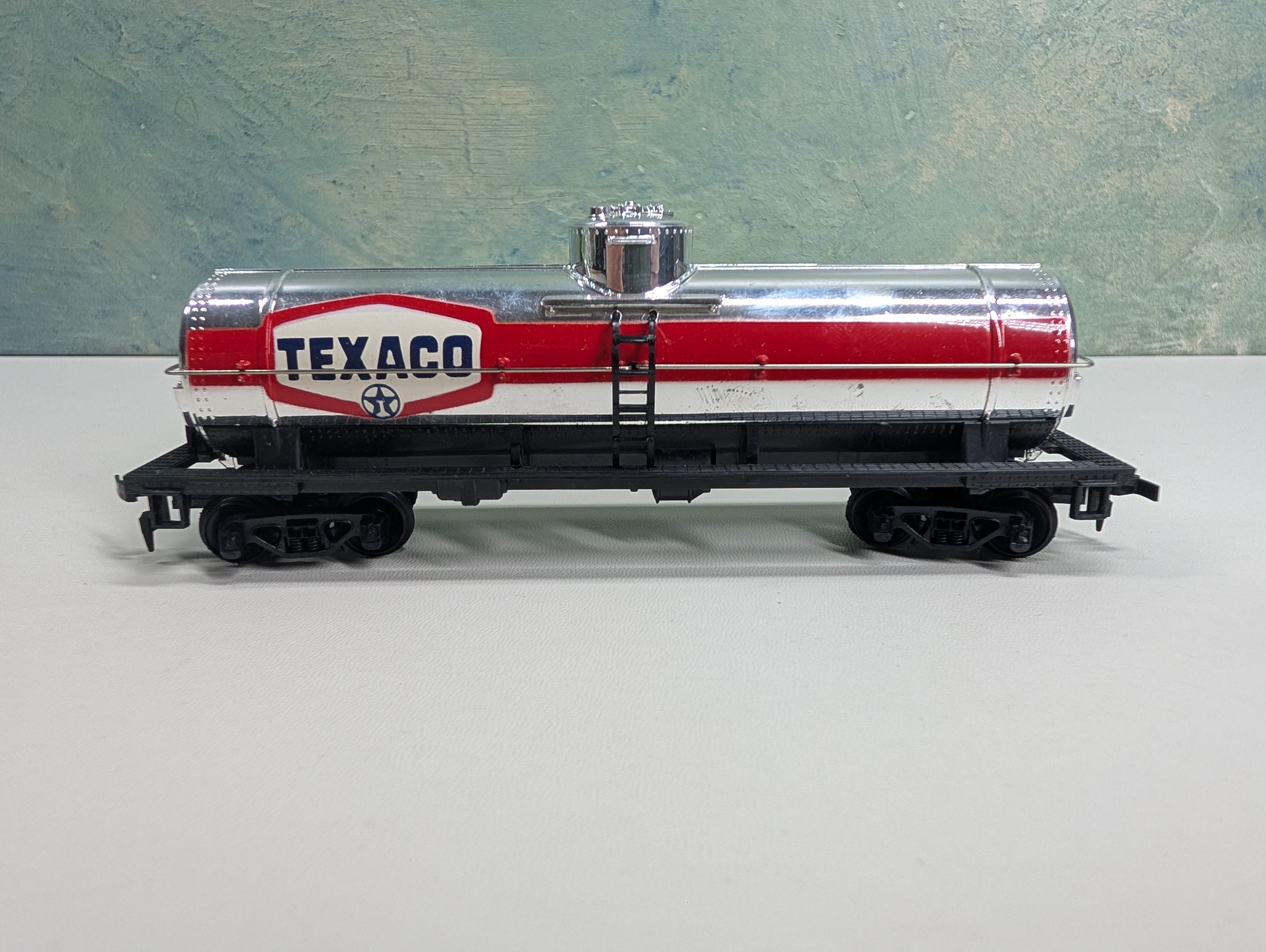 USED Tyco HO Scale Single Dome Tank Car Texaco