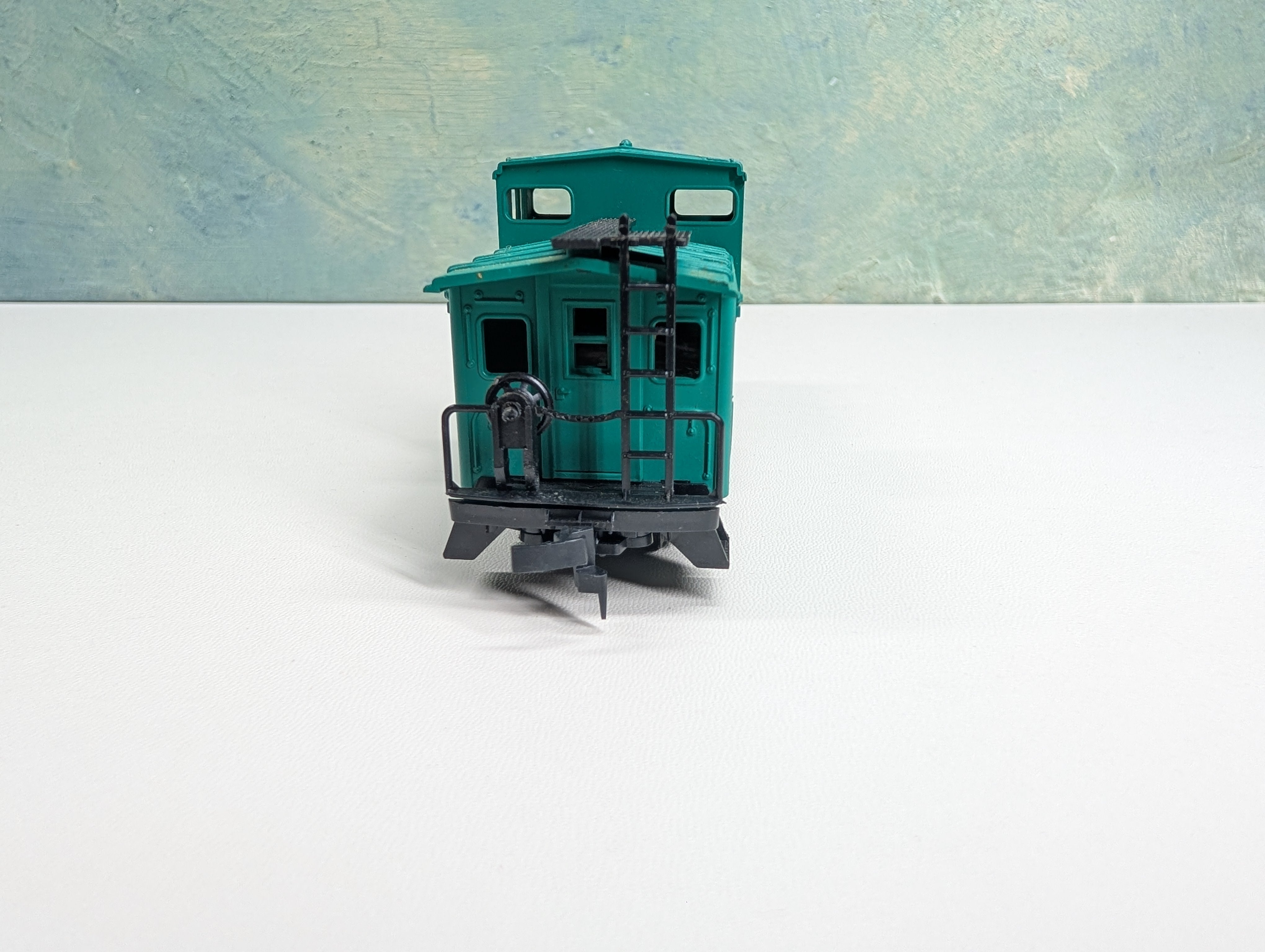 USED HO Scale Caboose Penn Central PC #4751