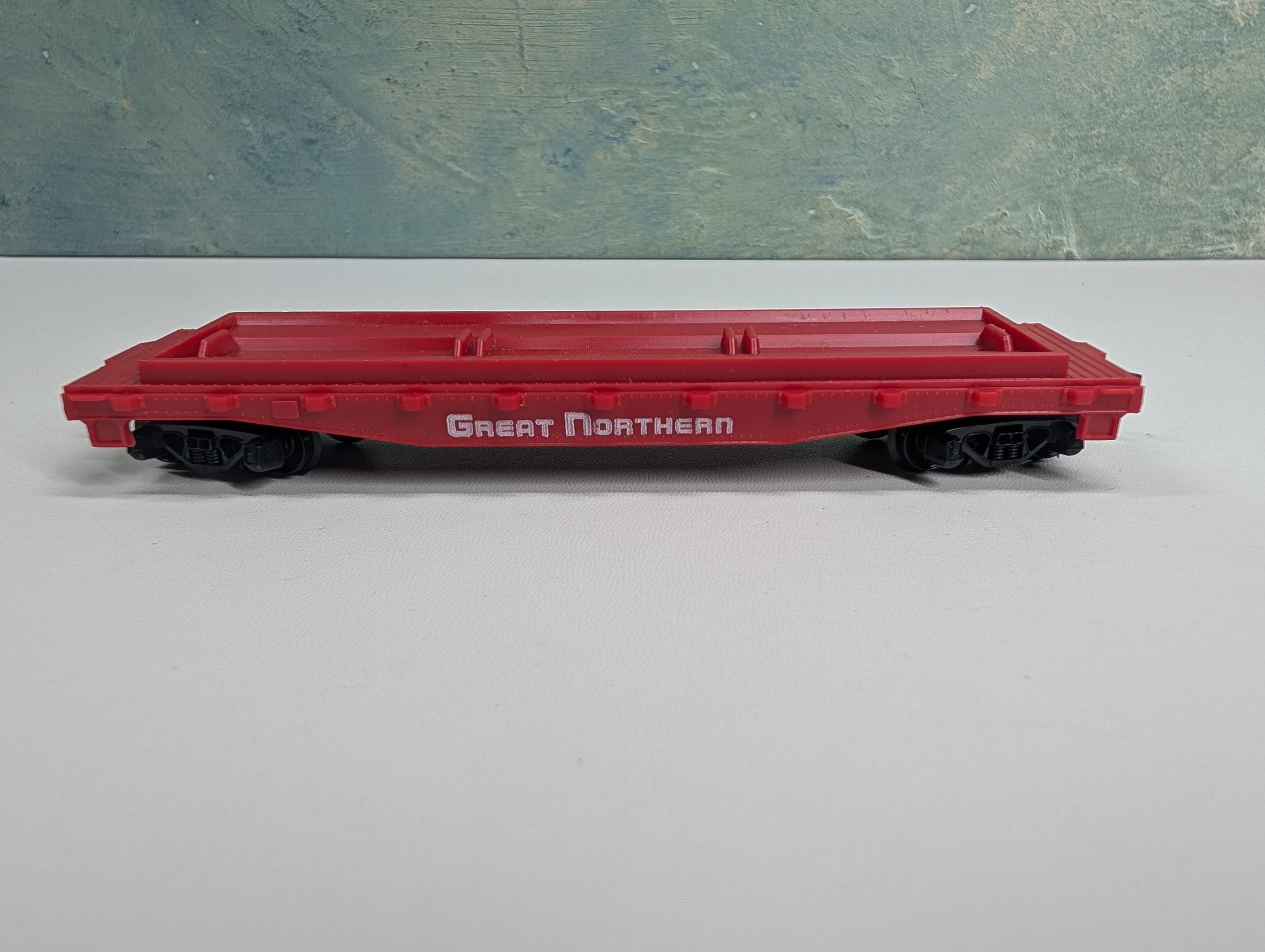 USED Tyco HO Scale 40' Flat Car Great Northern GN