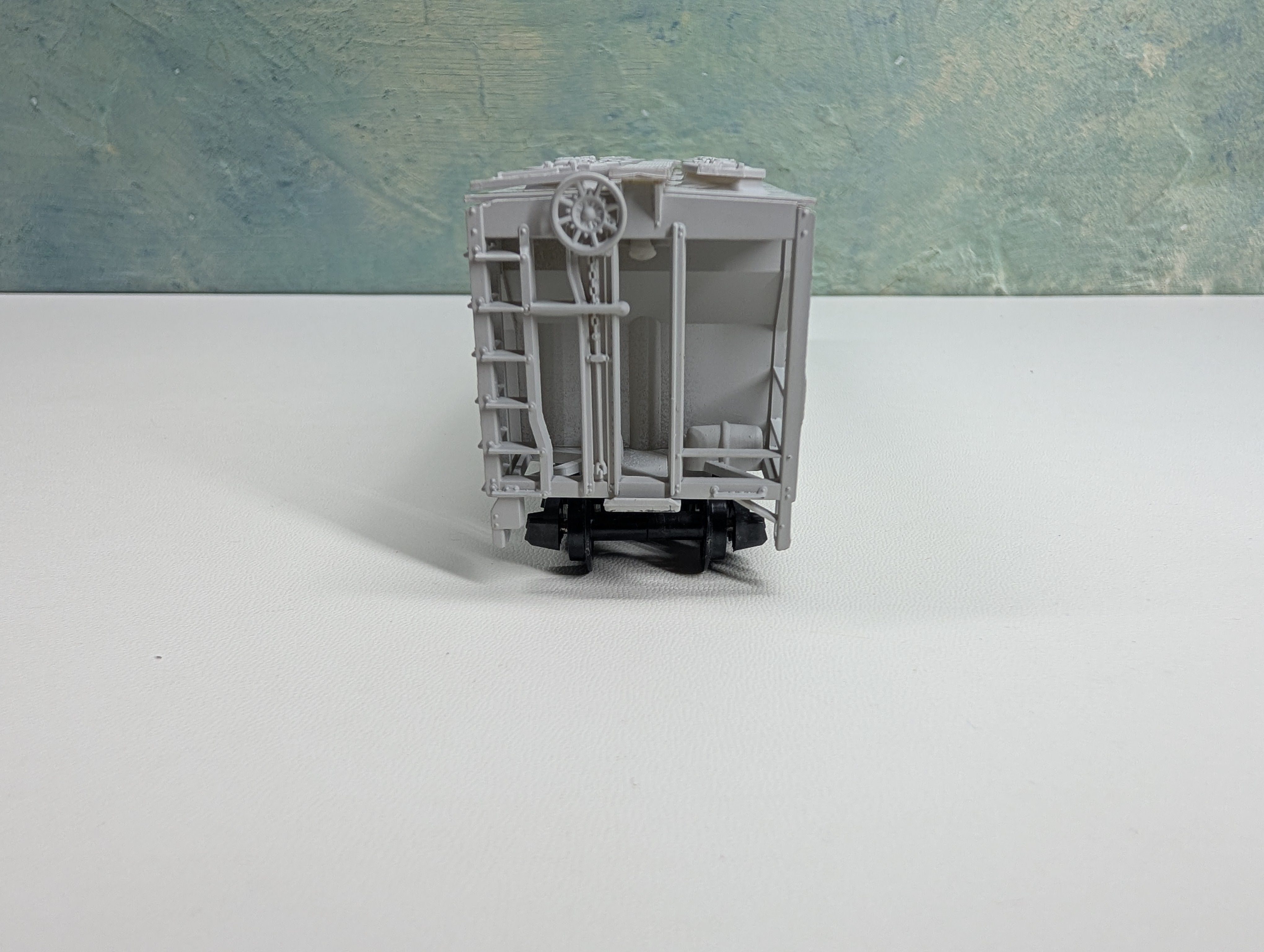 USED HO Scale 3 Bay Covered Hopper Elgin Joliet & Eastern EJ&E #5263