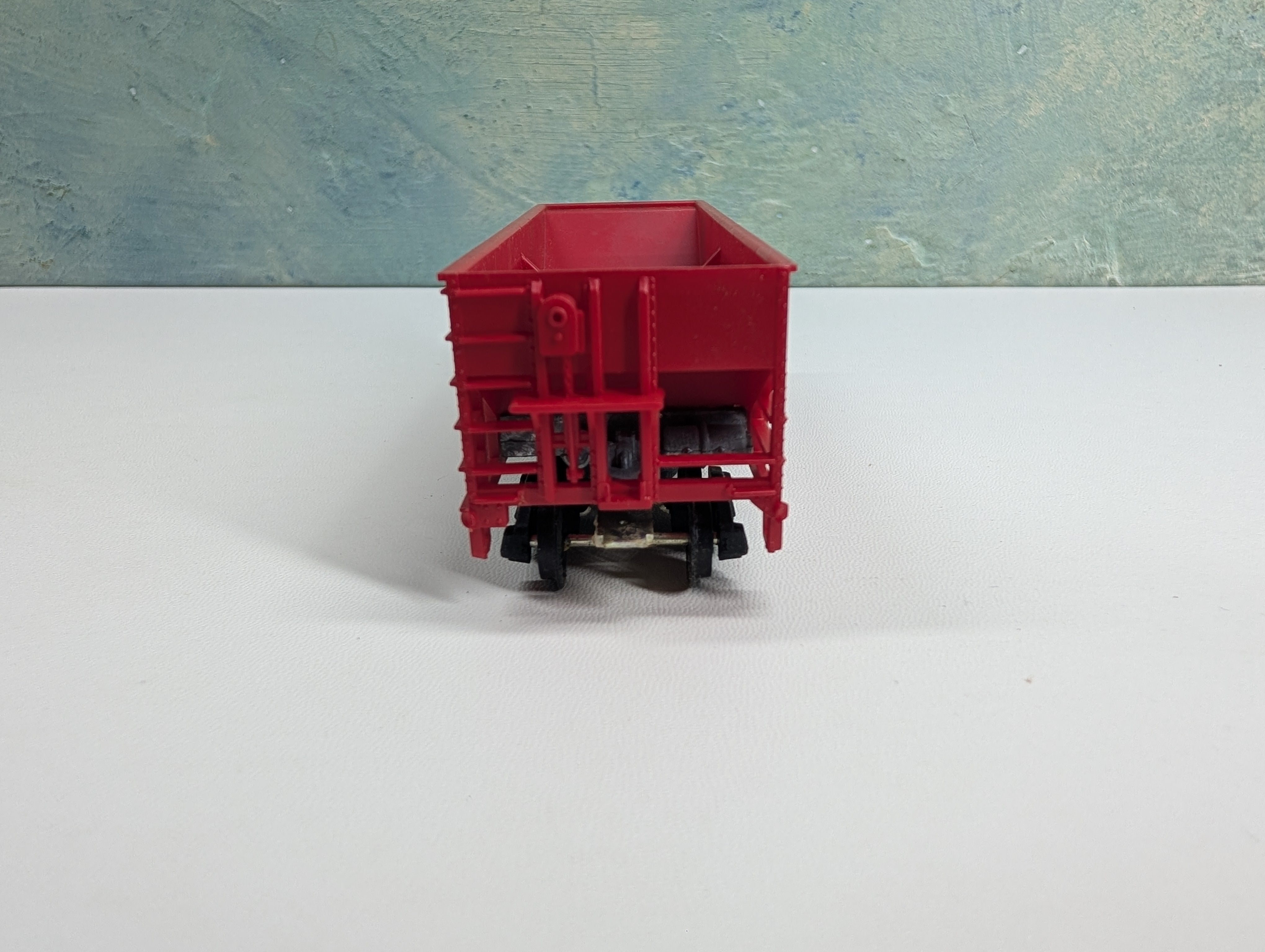USED Tyco HO Scale Operating 2 Bay Hopper Burlington CB&Q #167432