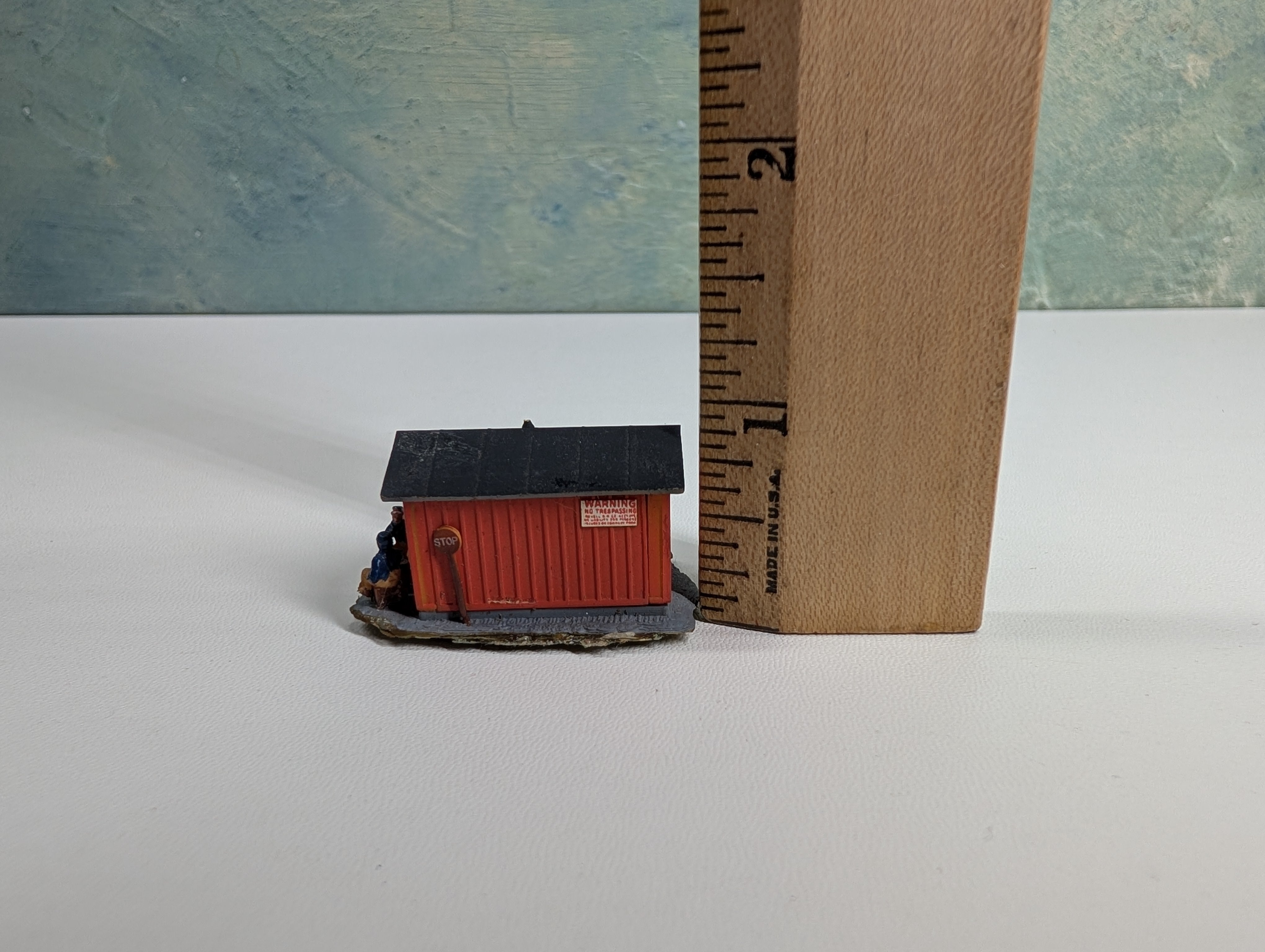 USED N Scale Shanty