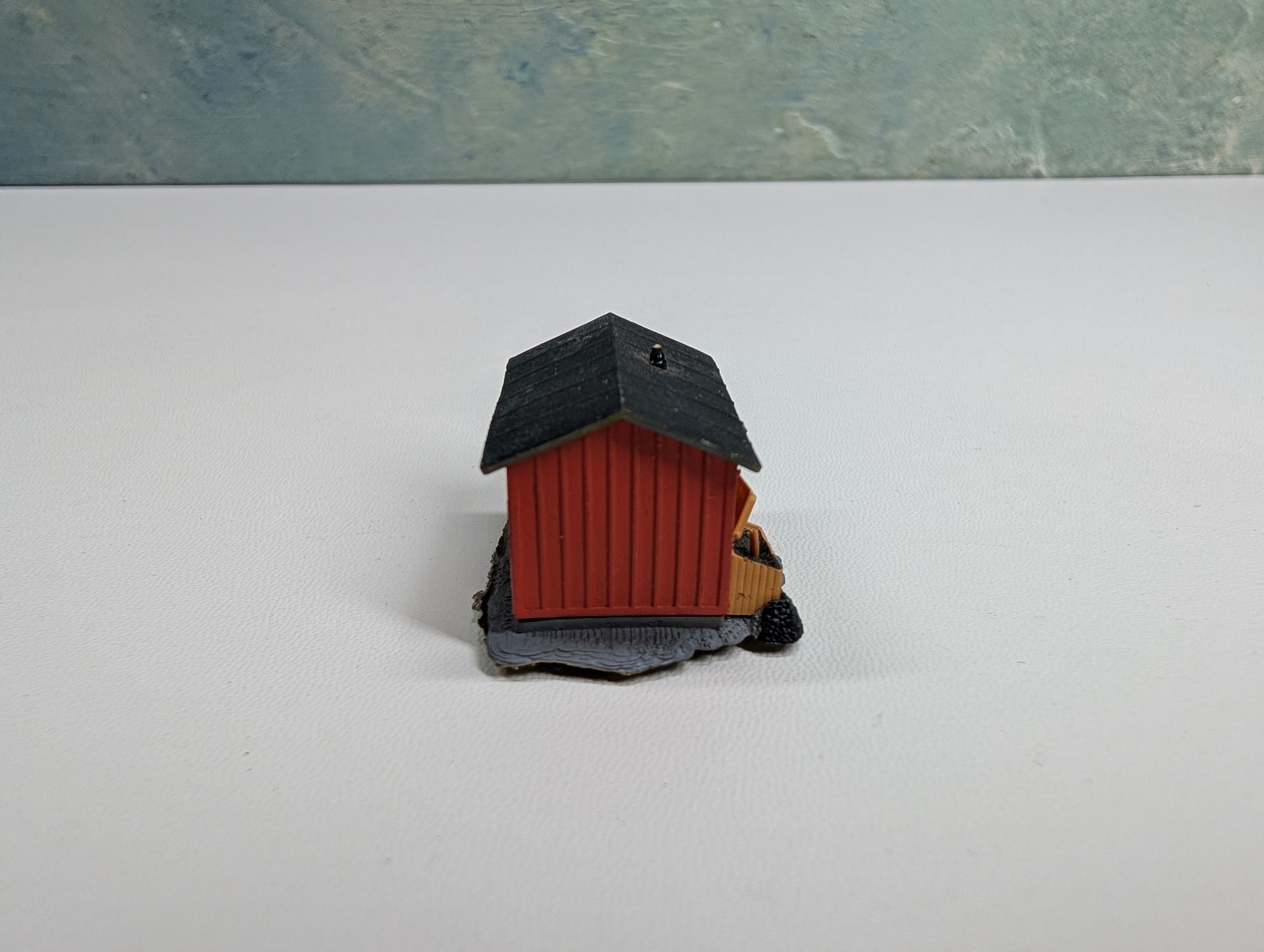 USED N Scale Shanty