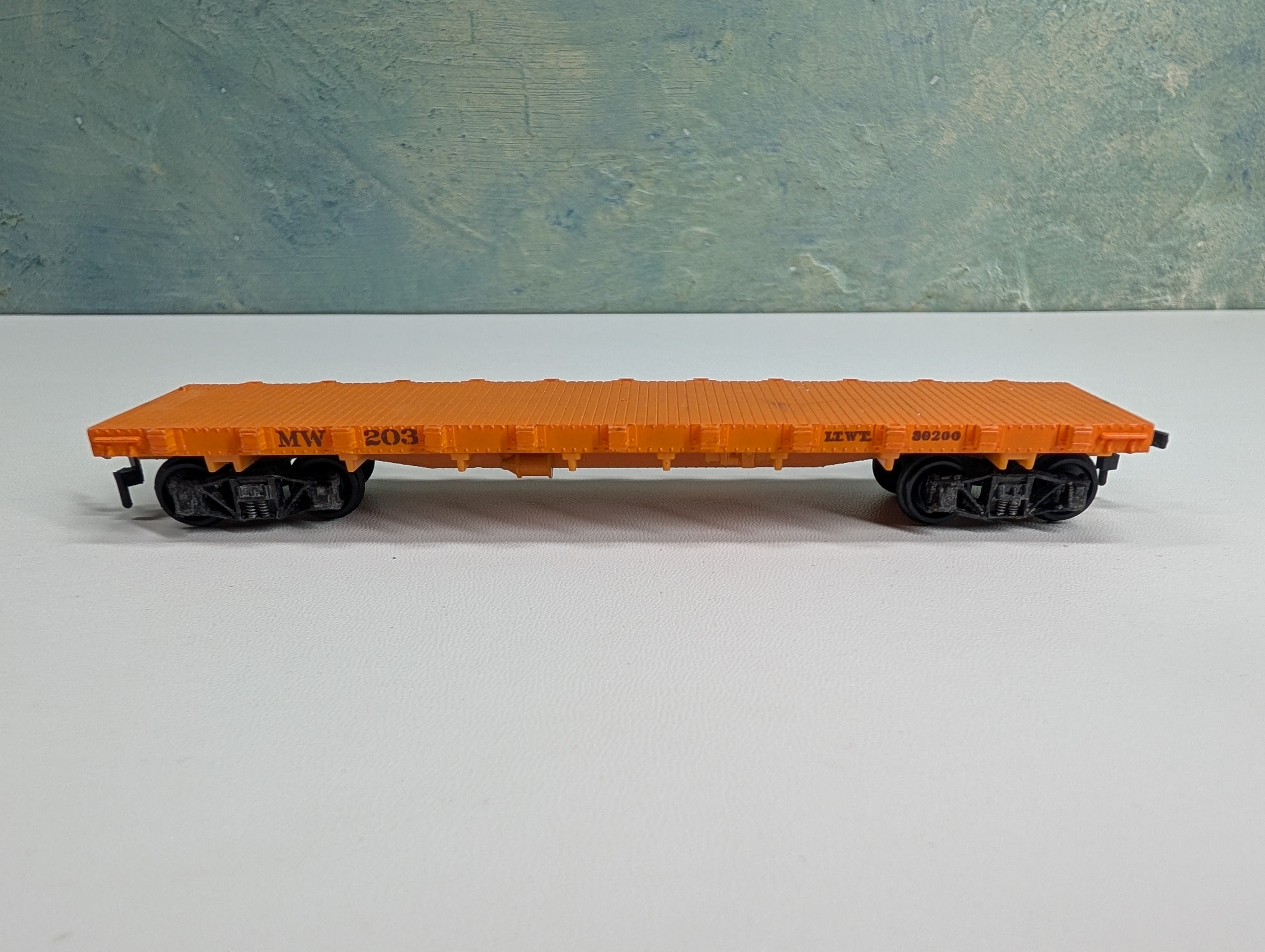 USED TRU SCALE HO Scale 40' MOW Flat Car Orange MW #203