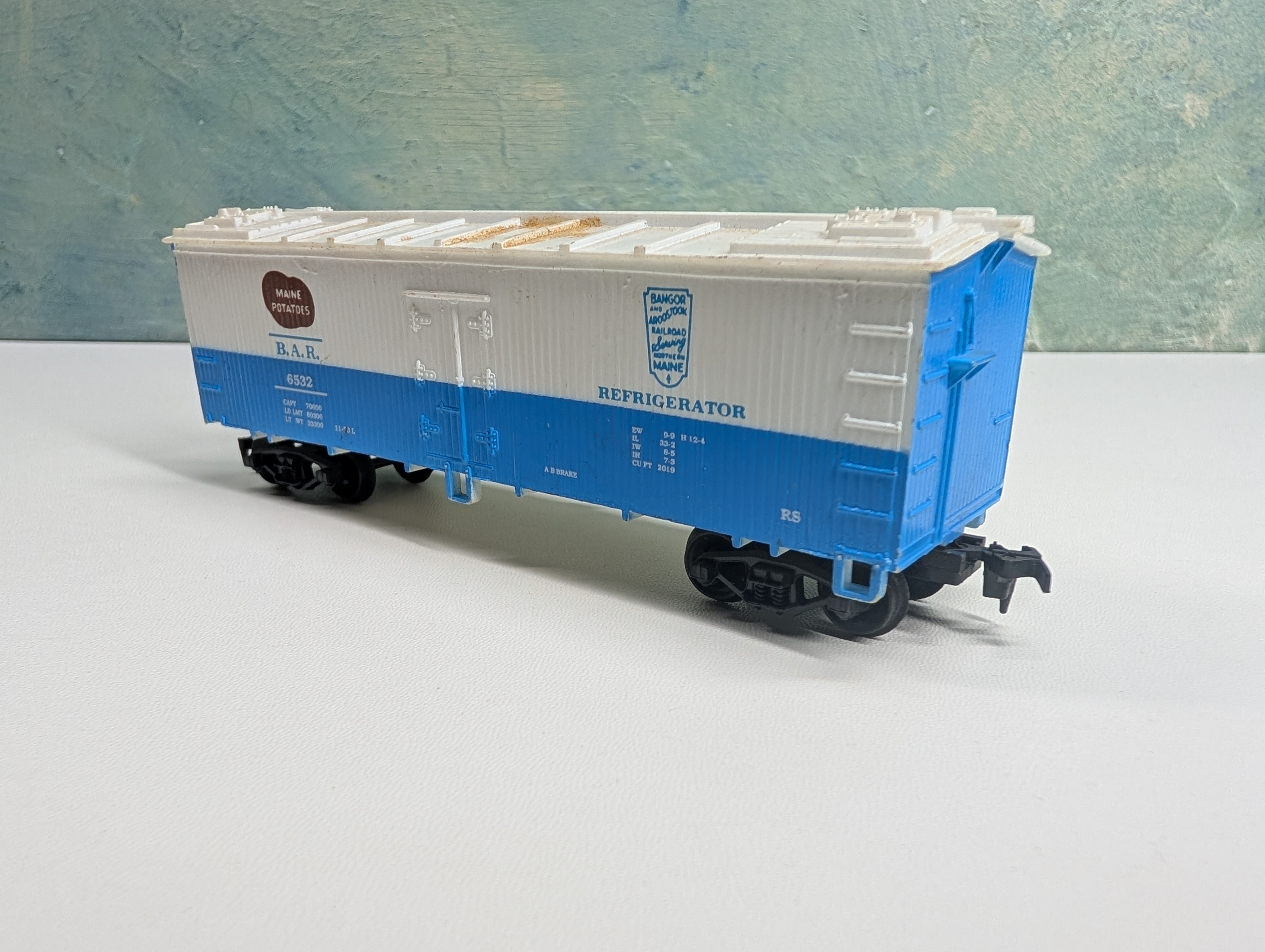 USED Life-Like HO Scale 38' Wooden Reefer Box Car Bangor and Aroostook BAR #6532