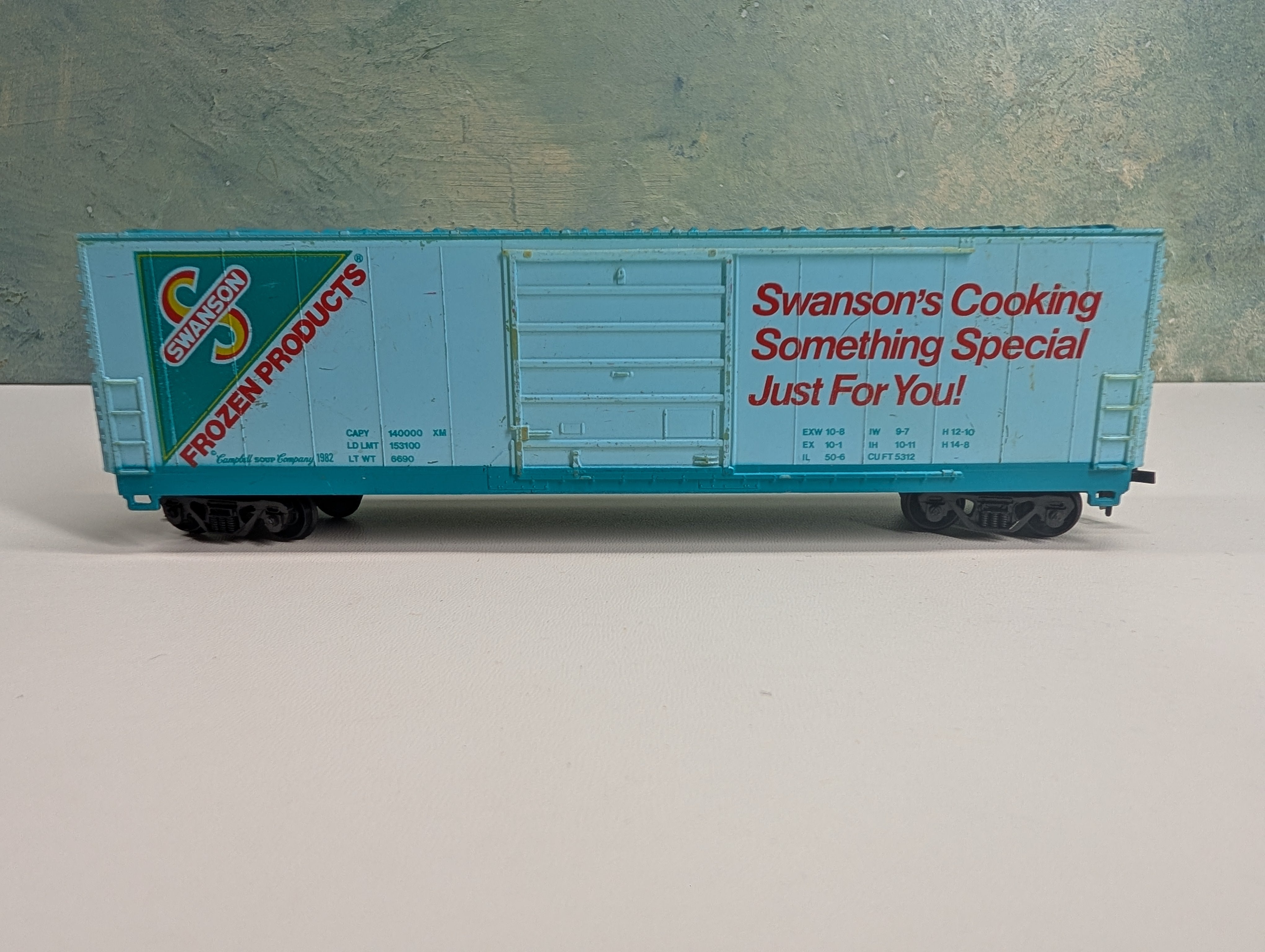 USED Life-Like HO Scale 50' Billboard Reefer Box Car Campbell Swanson Frozen Products