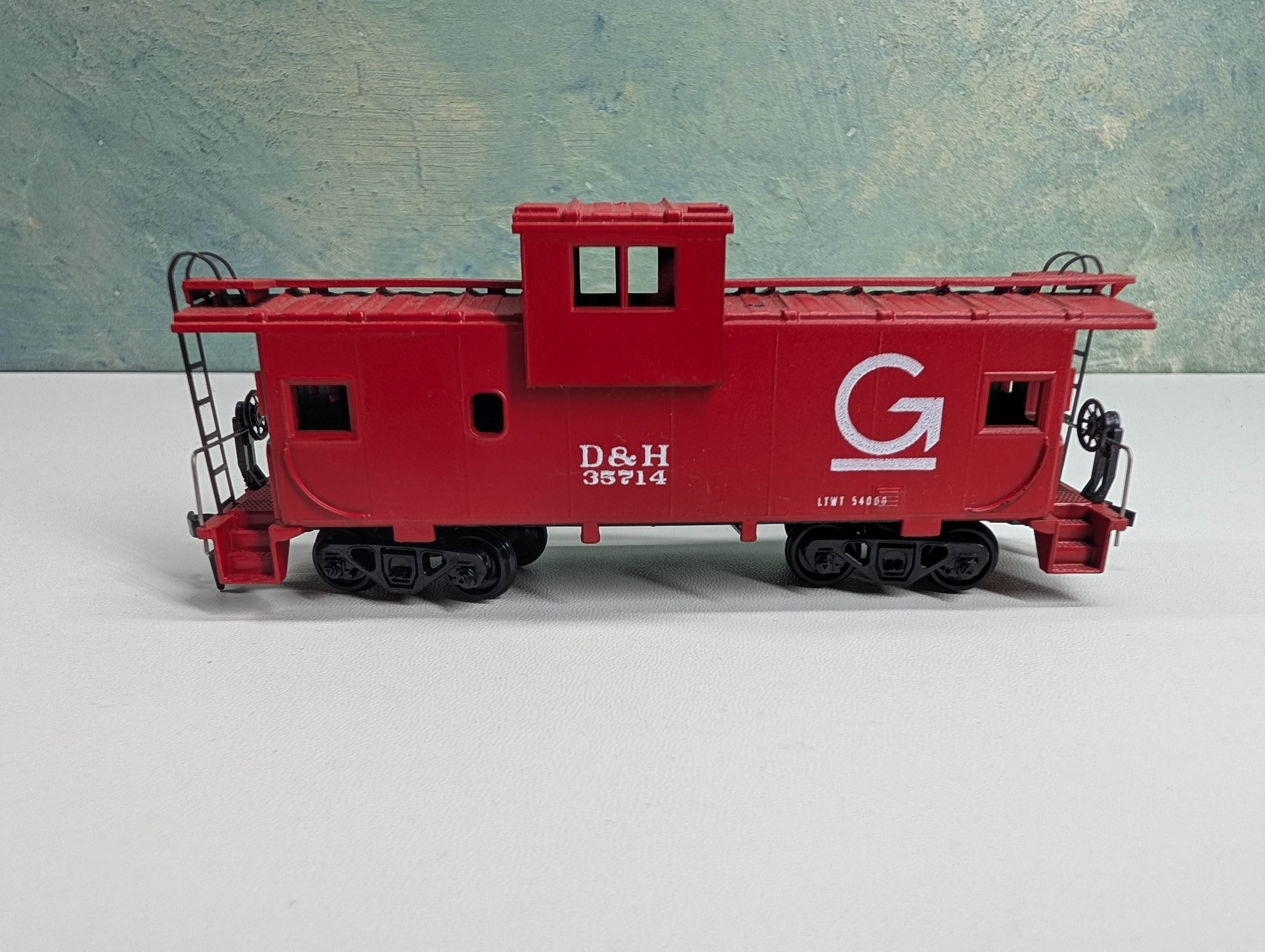 USED Athearn HO Scale Caboose Guilford D&H #35714