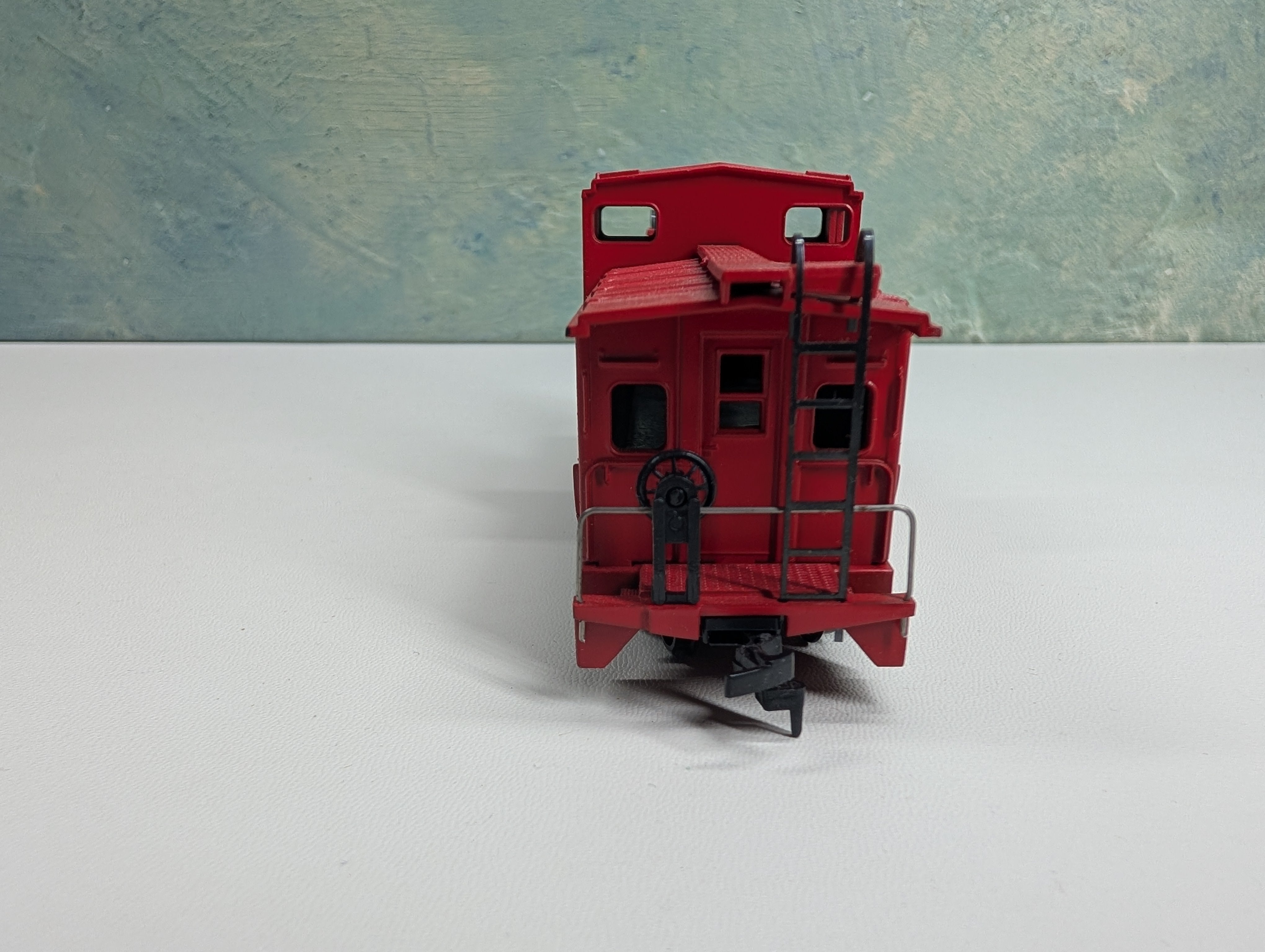 USED Athearn HO Scale Caboose Guilford D&H #35714