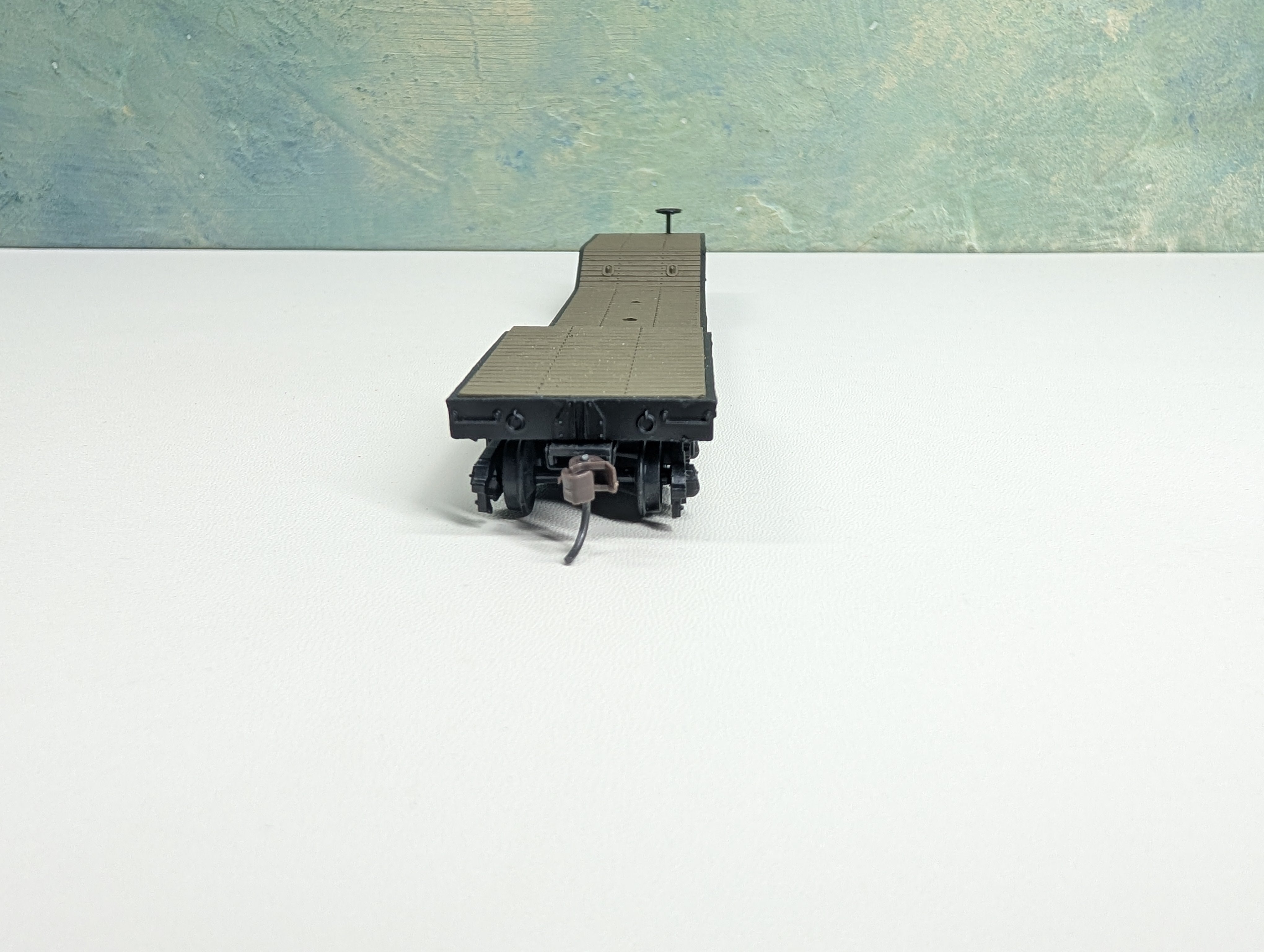 USED Bachmann HO Scale Center Depressed Flat Car w/ Army Tank Car Load