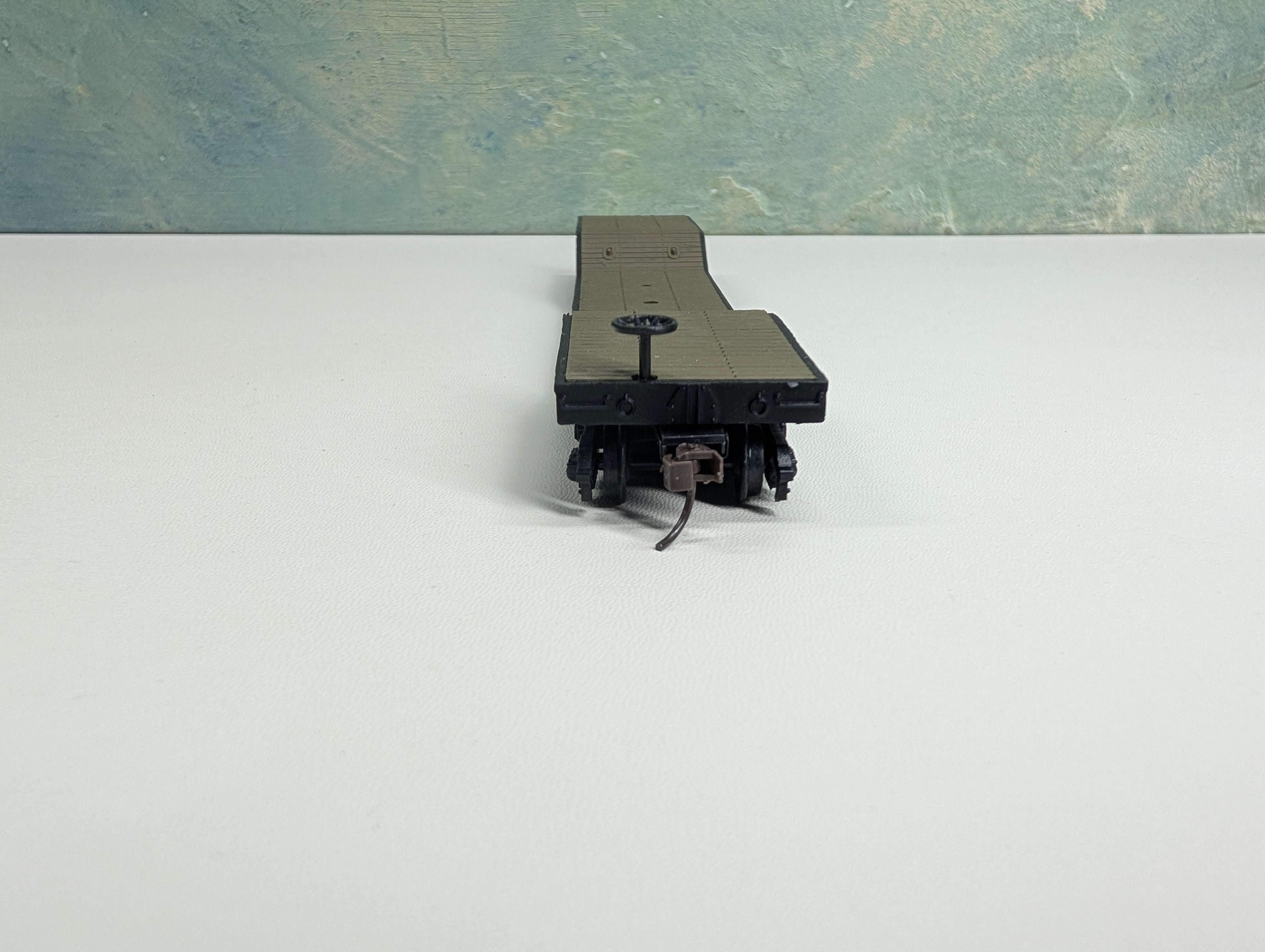 USED Bachmann HO Scale Center Depressed Flat Car w/ Army Tank Car Load