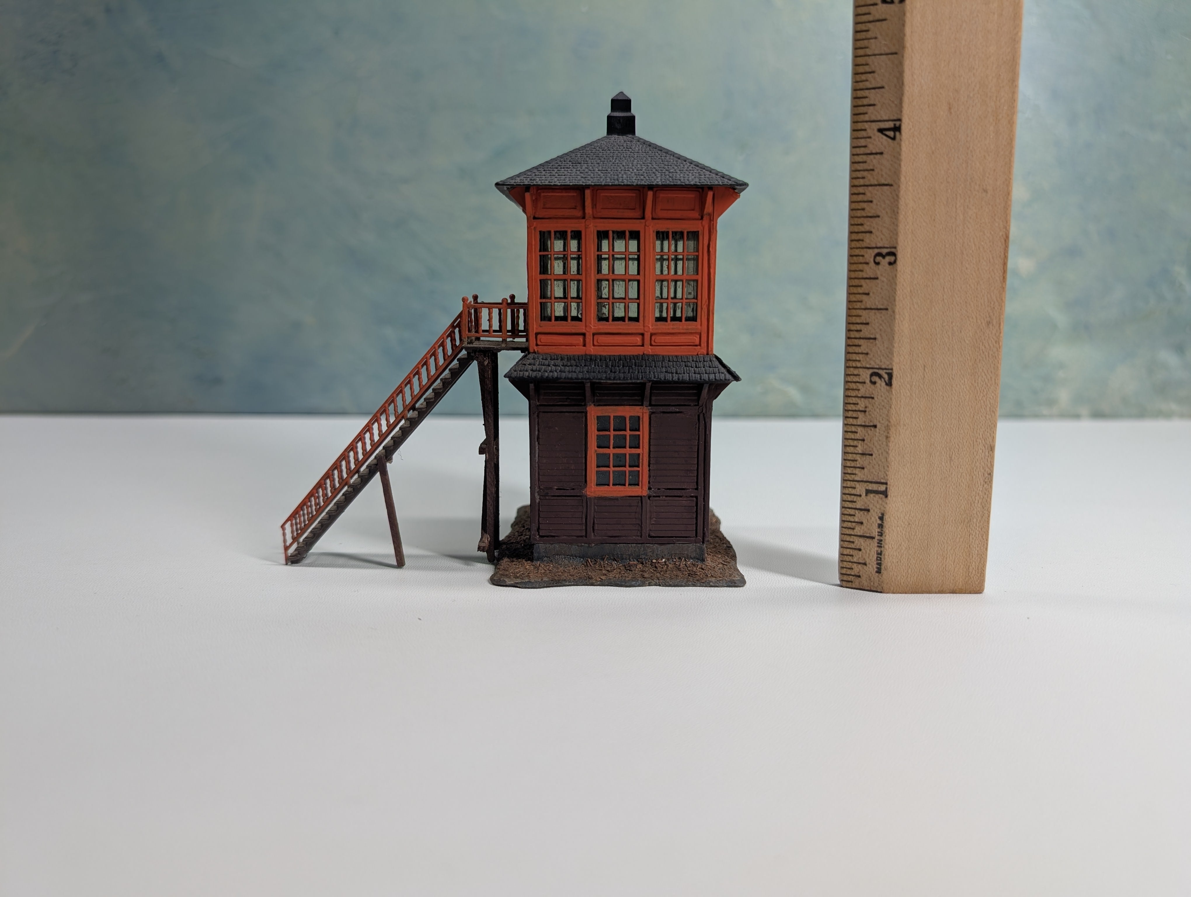 USED Pola HO Scale Signal Tower