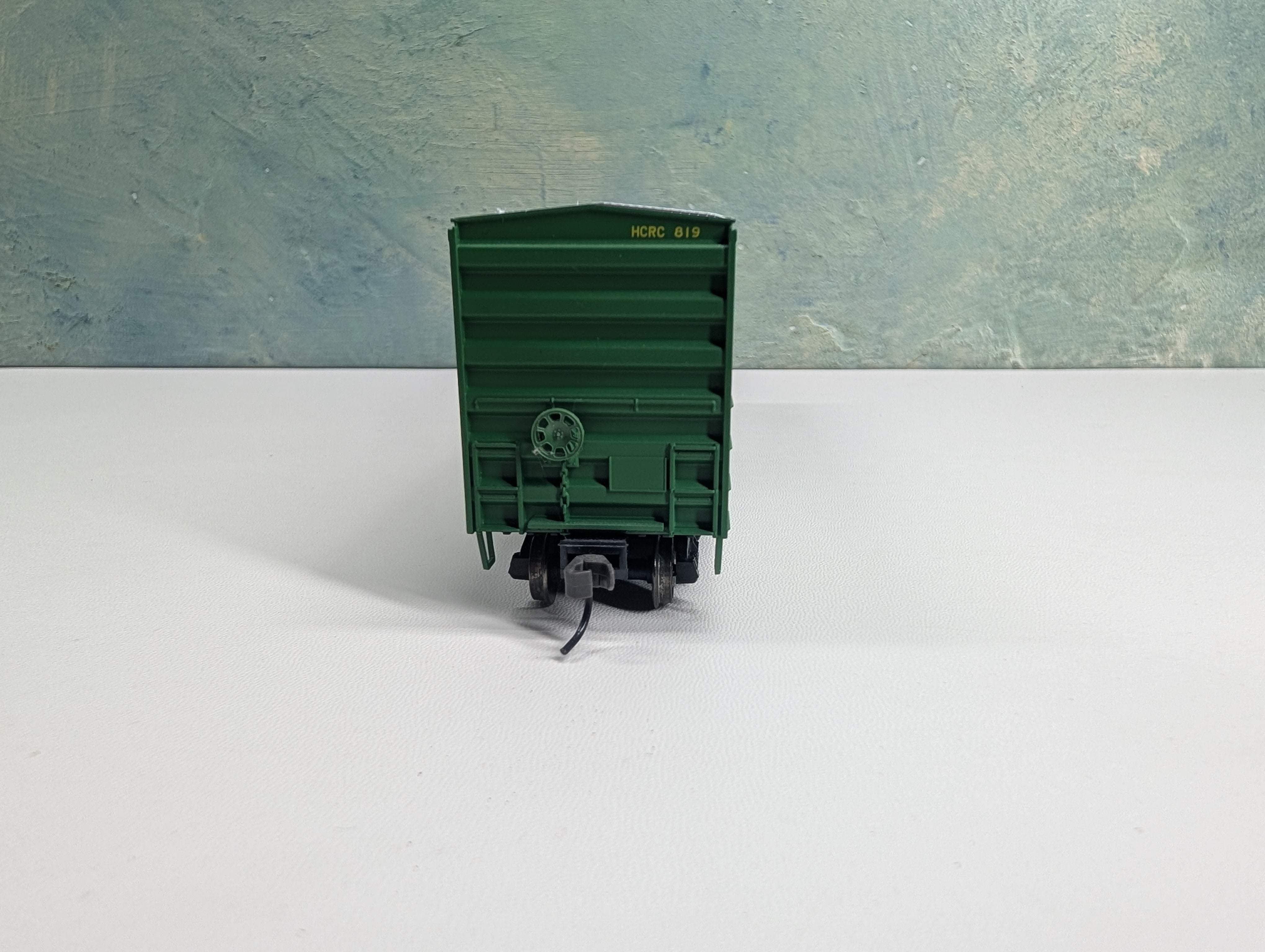 USED Atlas HO Scale 50' Box Car Hillsdale County HRCR #819 Metal Wheels
