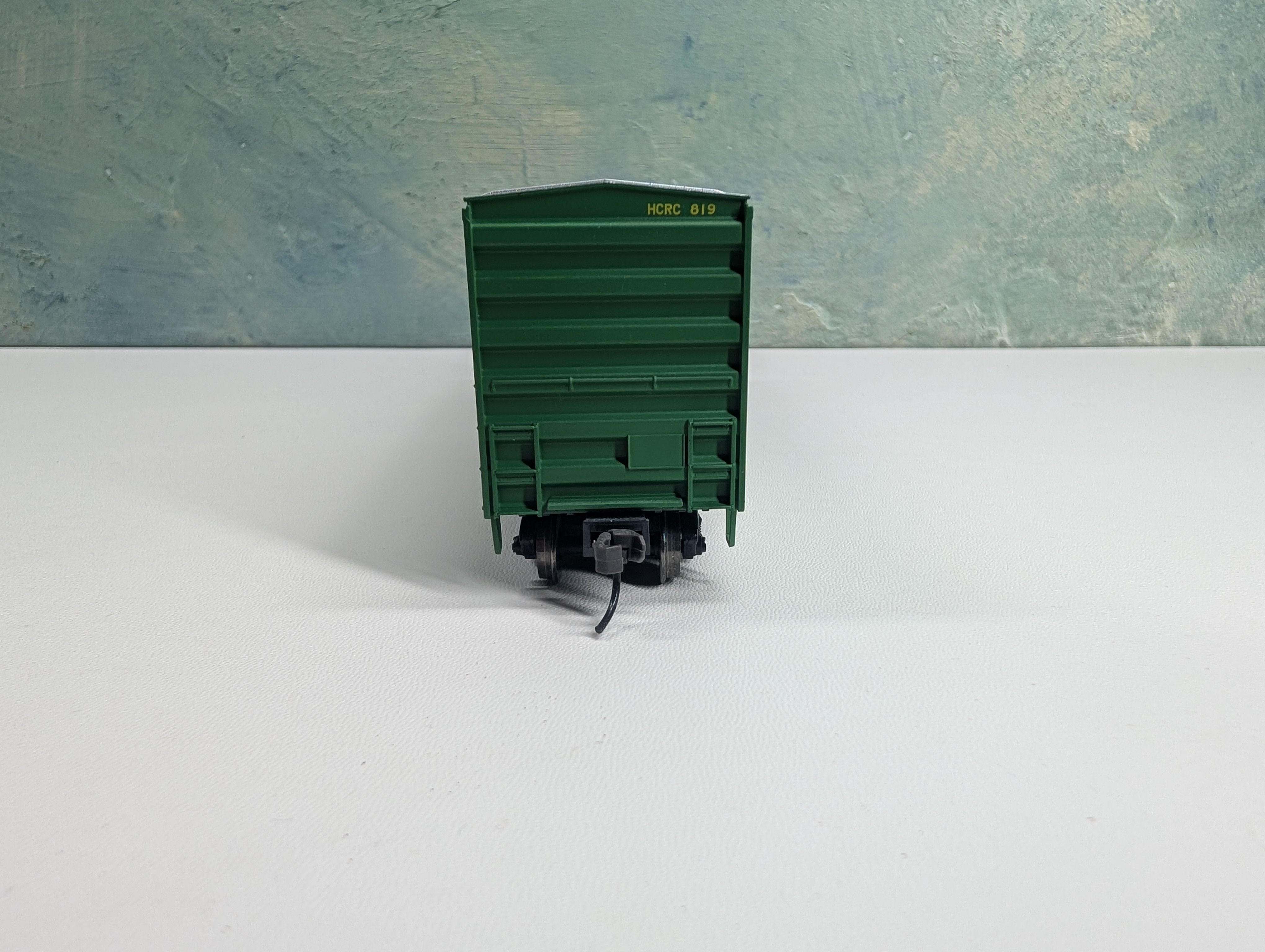 USED Atlas HO Scale 50' Box Car Hillsdale County HRCR #819 Metal Wheels