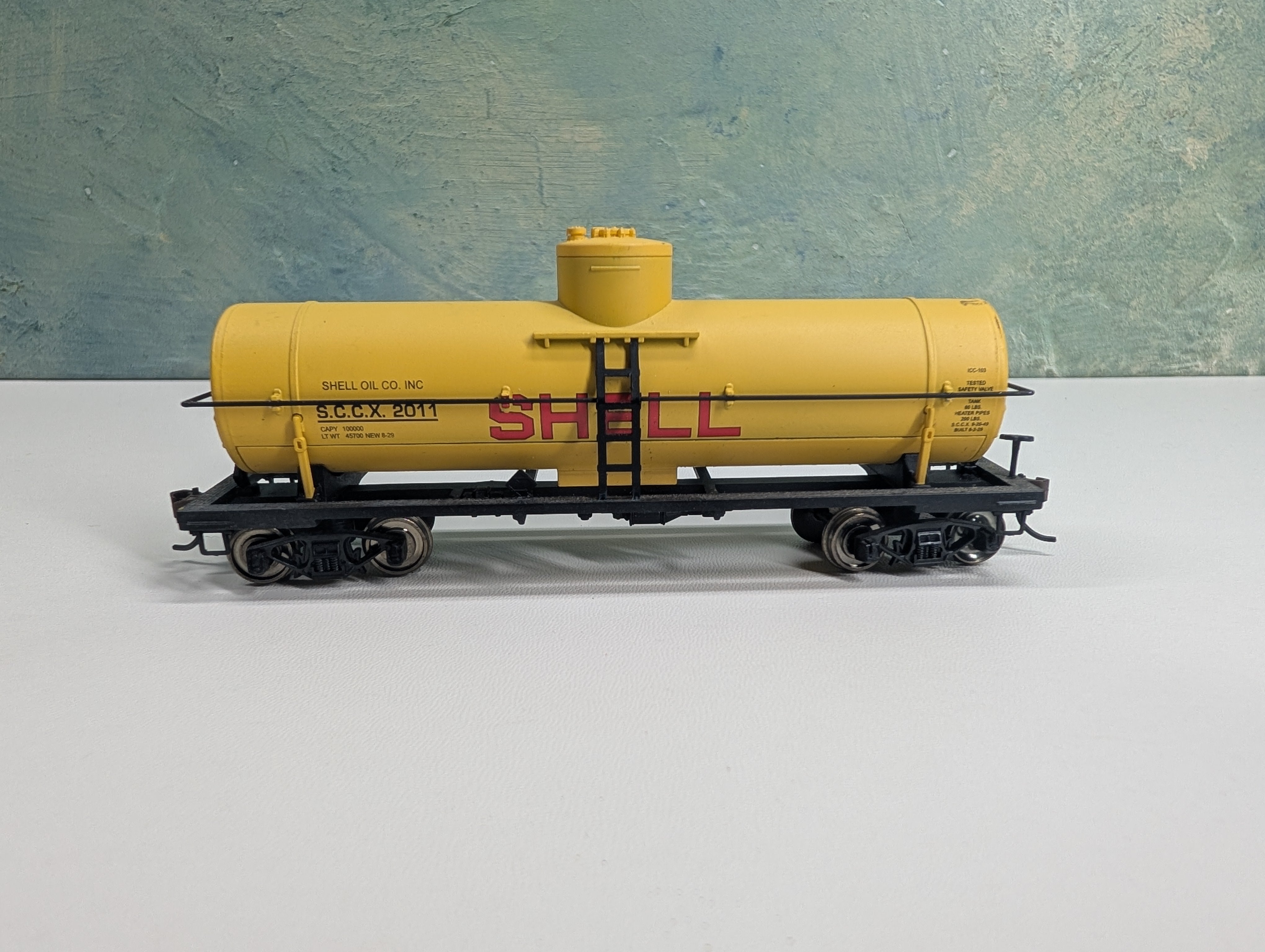 USED Model Power HO Scale Metal Heavy Weight Tank Car Shell SCCX #2011 Metal Wheels