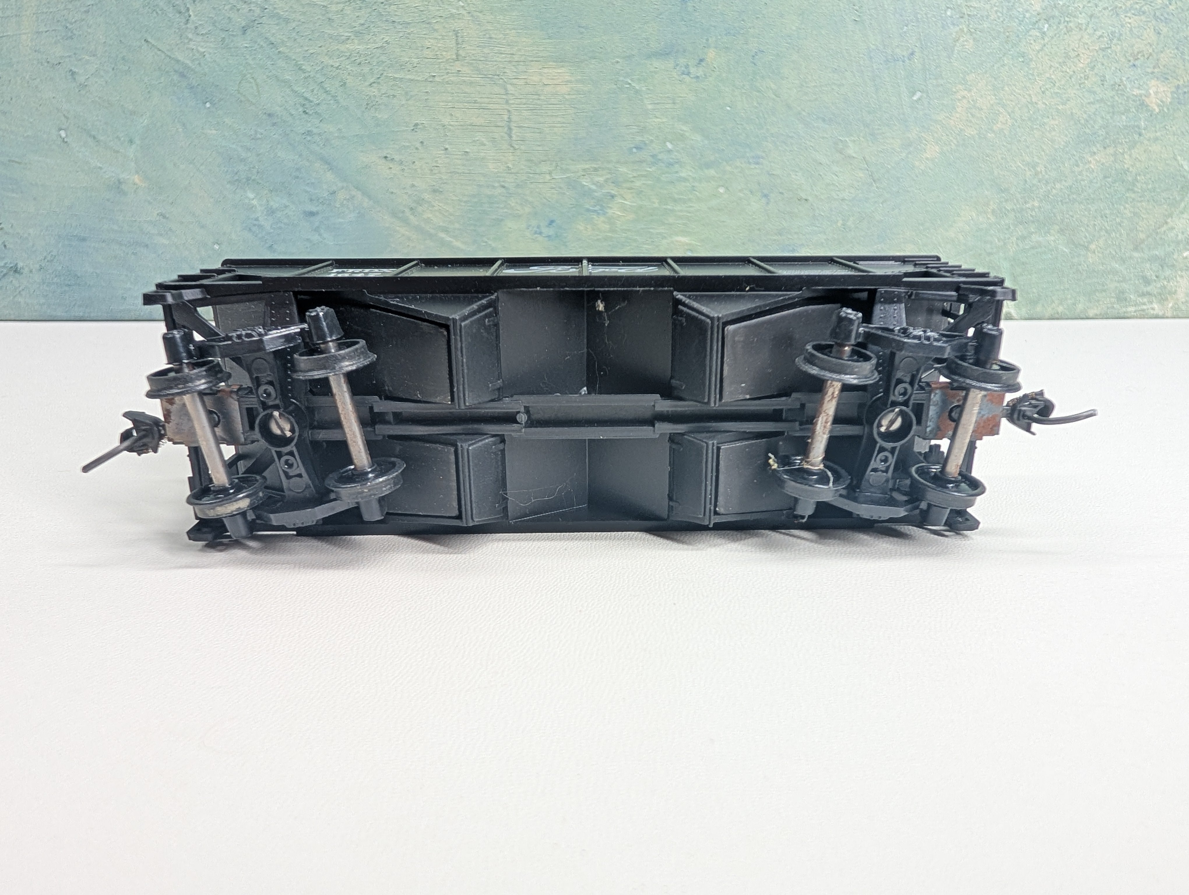 USED Athearn HO Scale 2 Bay Hopper Ford FRDX #1647 Bev-Bel