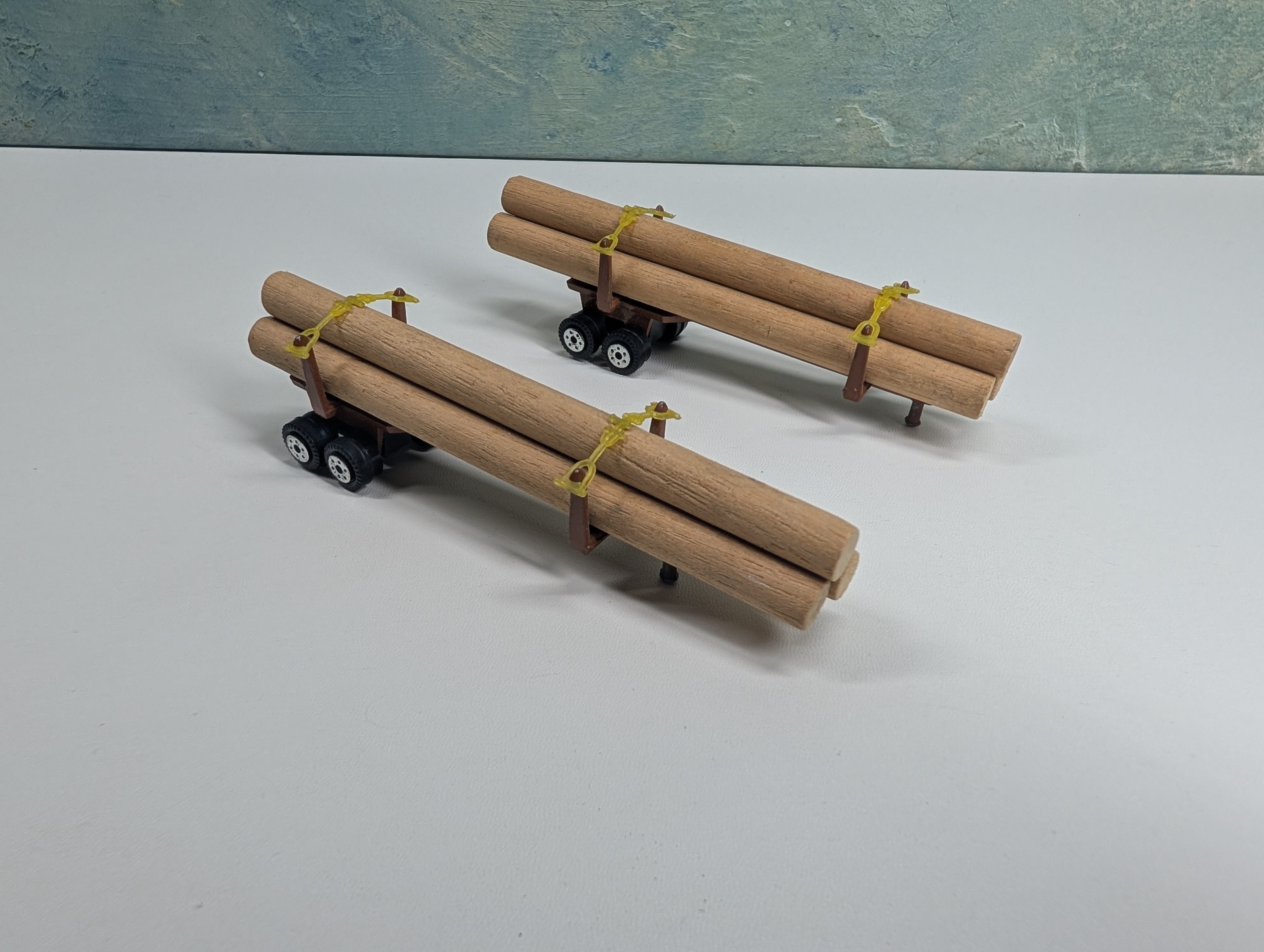 USED HO Scale Pair of Log Trailers
