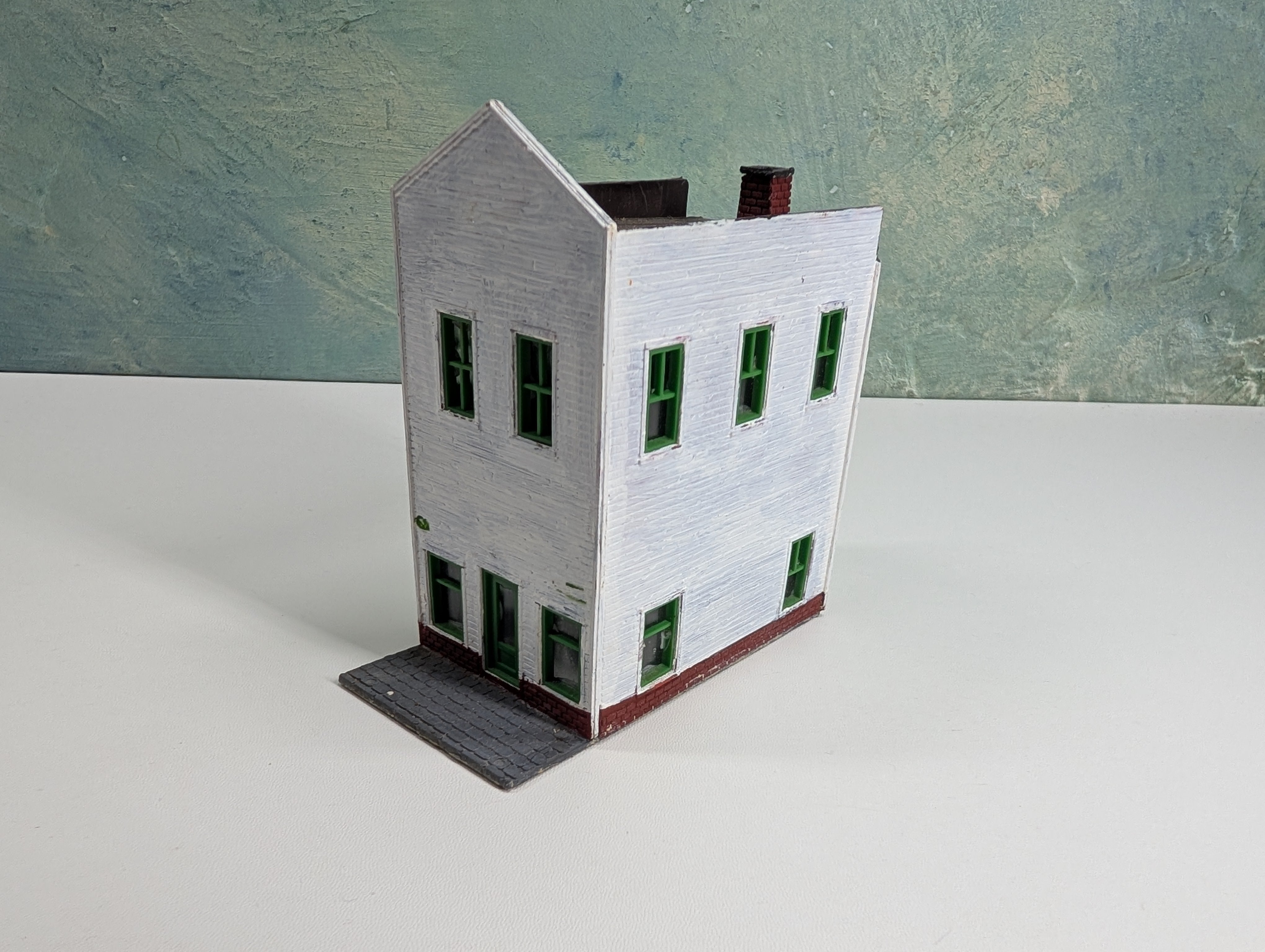 USED HO Scale White Old Time Storefront
