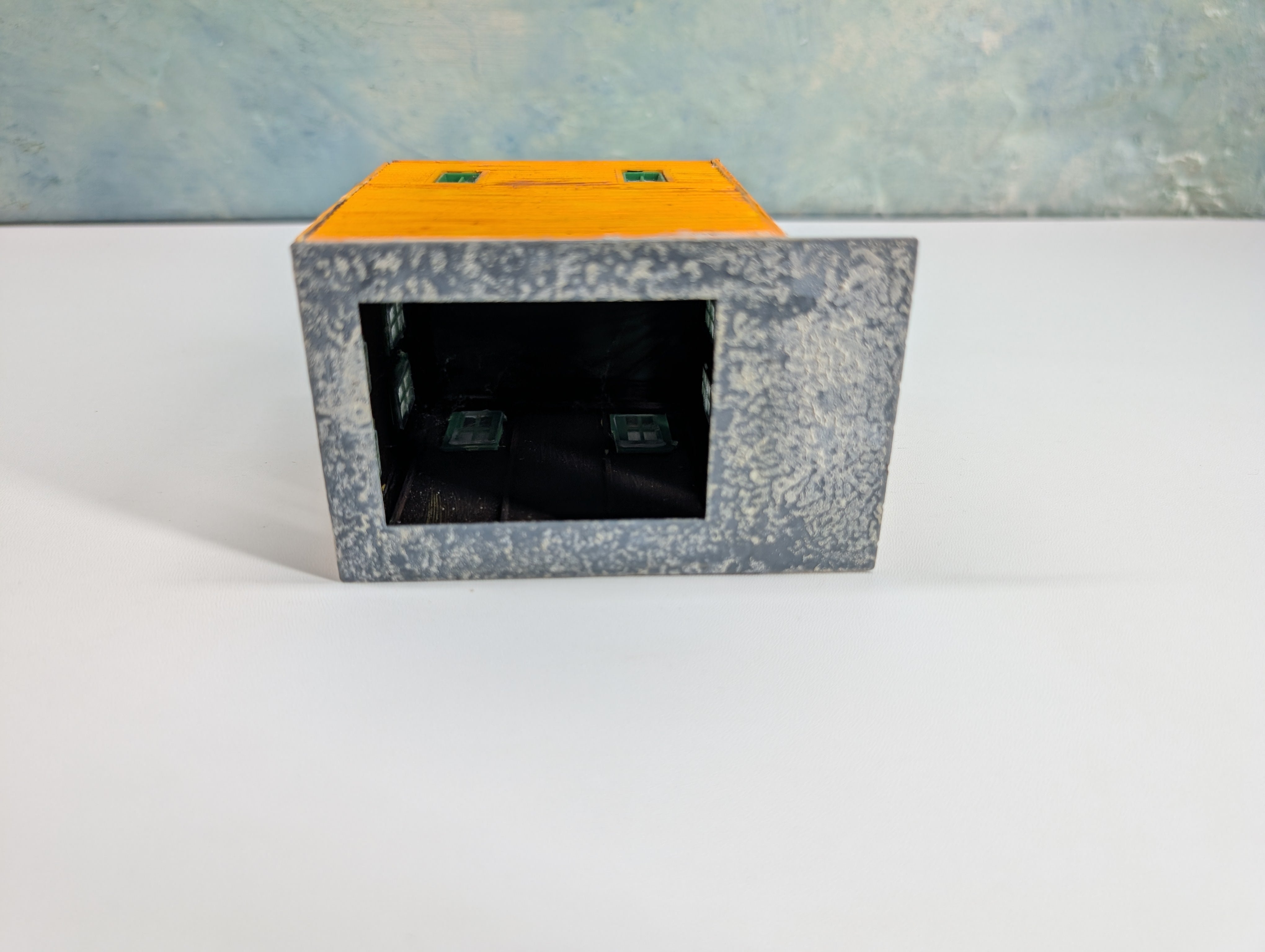 USED HO Scale Orange Old Time Storefront
