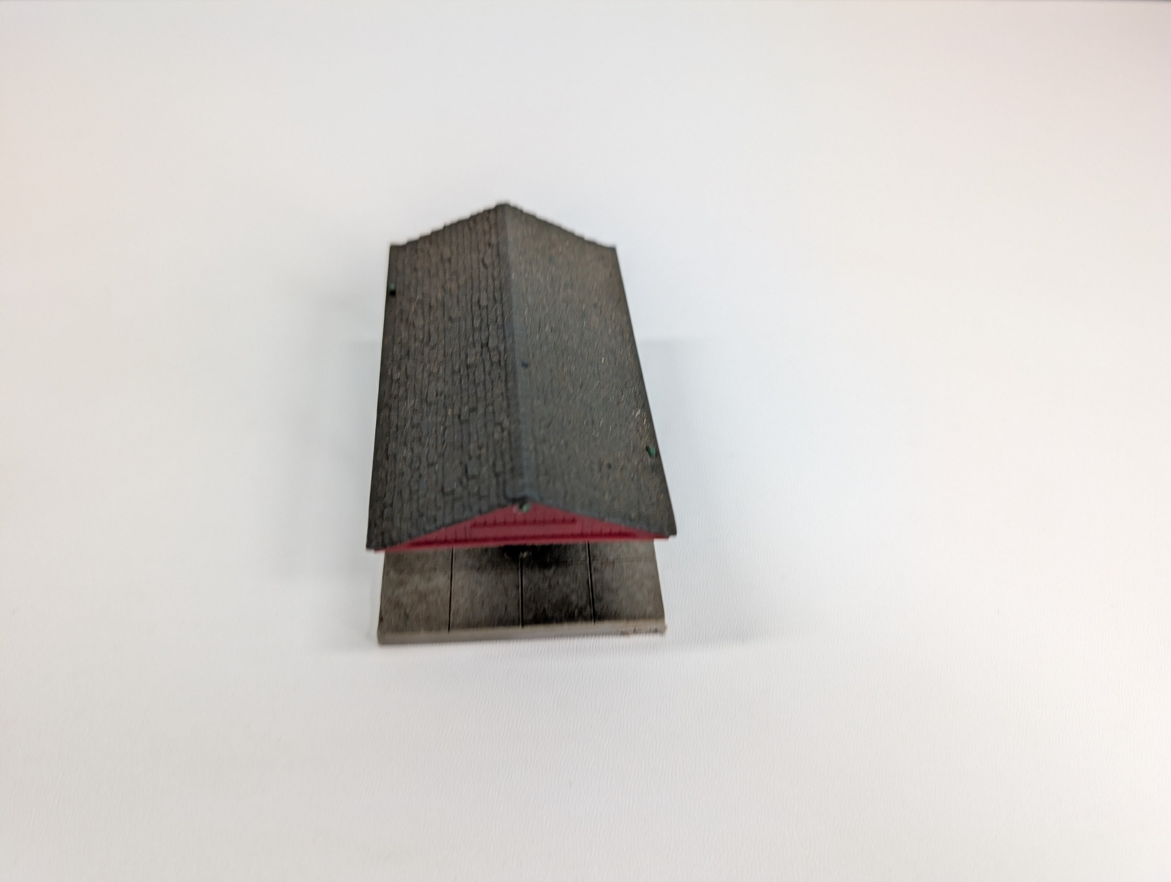 USED HO Scale Small Passenger Platform
