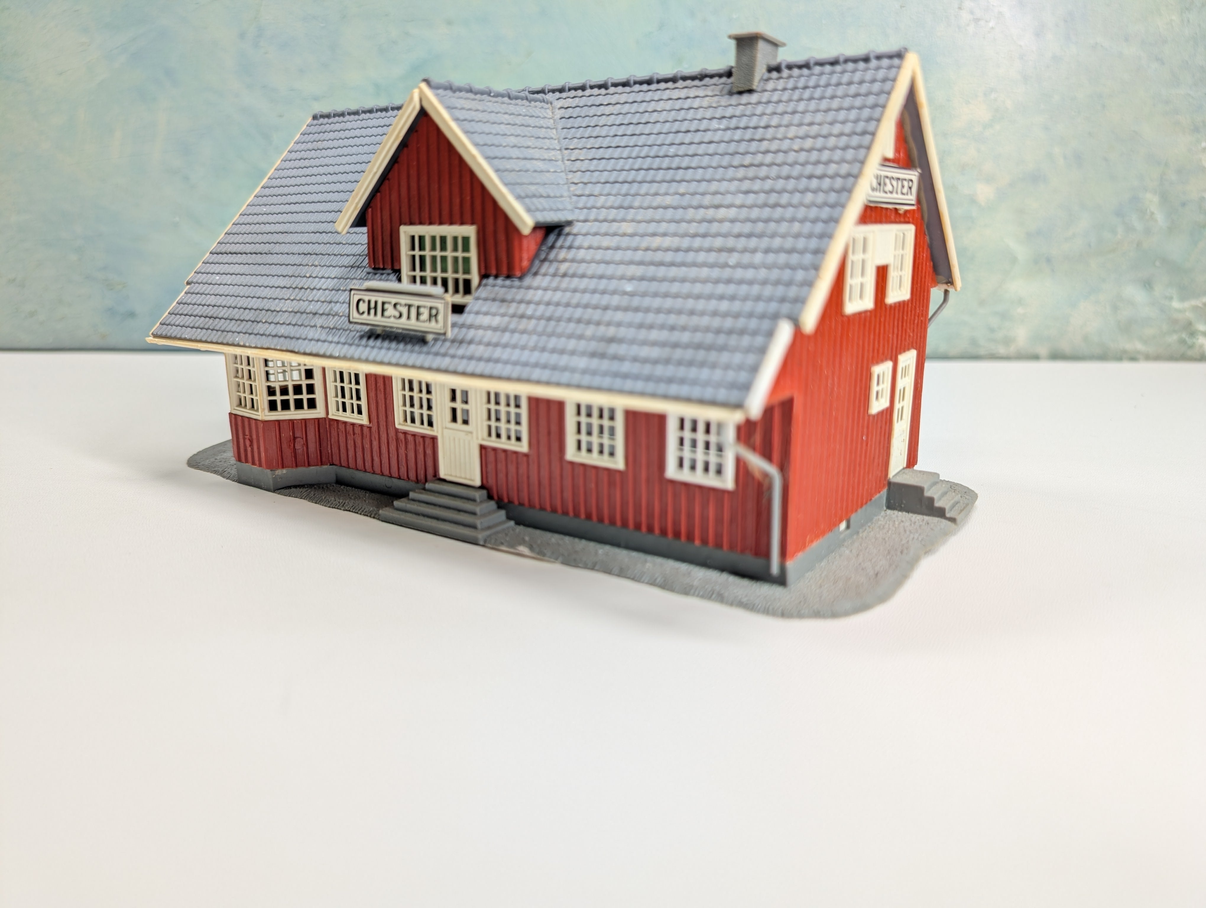 USED Model Power HO Scale Chester Station